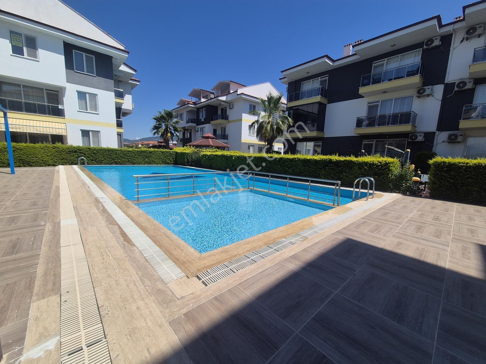Dalaman Merkezde Havuzlu Sitede 2+1 Eşyalı Satılık Daire - Görsel 7