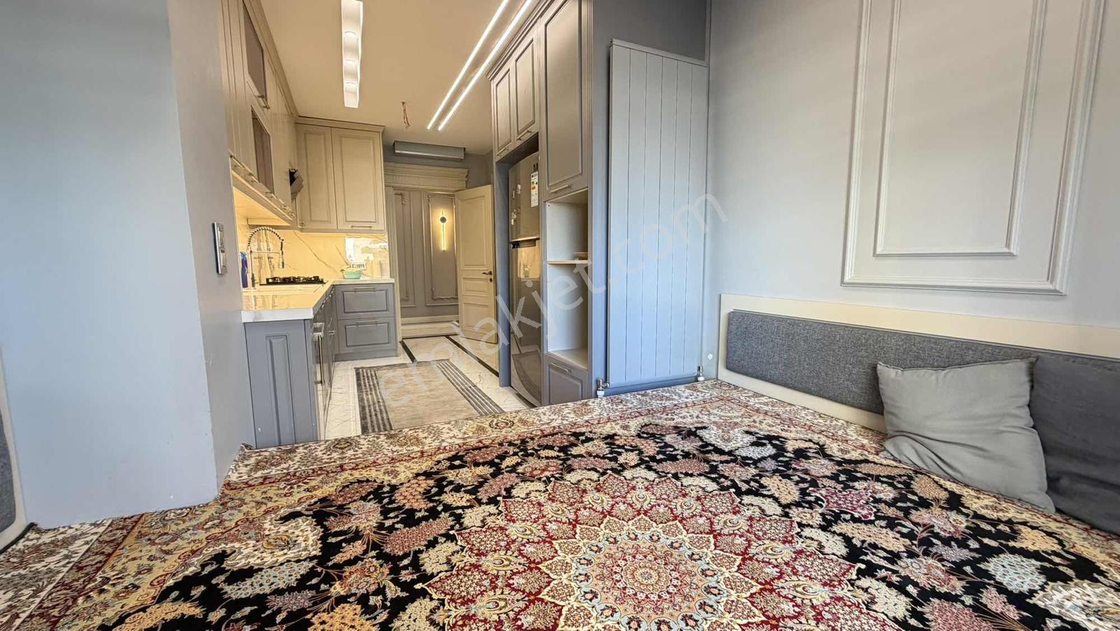 The İstanbul Evlerinde Ultra Lüks 2+1 Eşyalı Kiralık Daire - Görsel 10