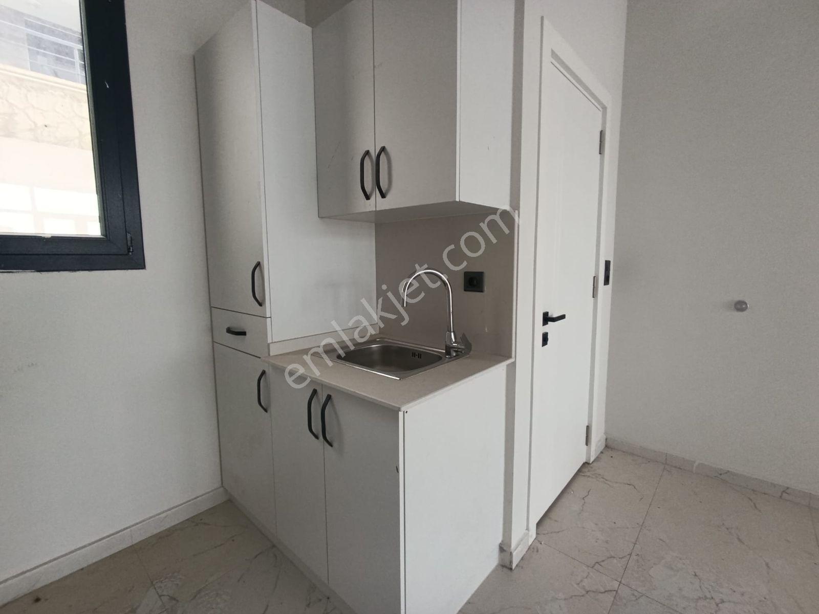 Denizli Karahasanlı'da Şehir Hastanesi Yakını 70 M2 Sıfır Dükkan - Görsel 11