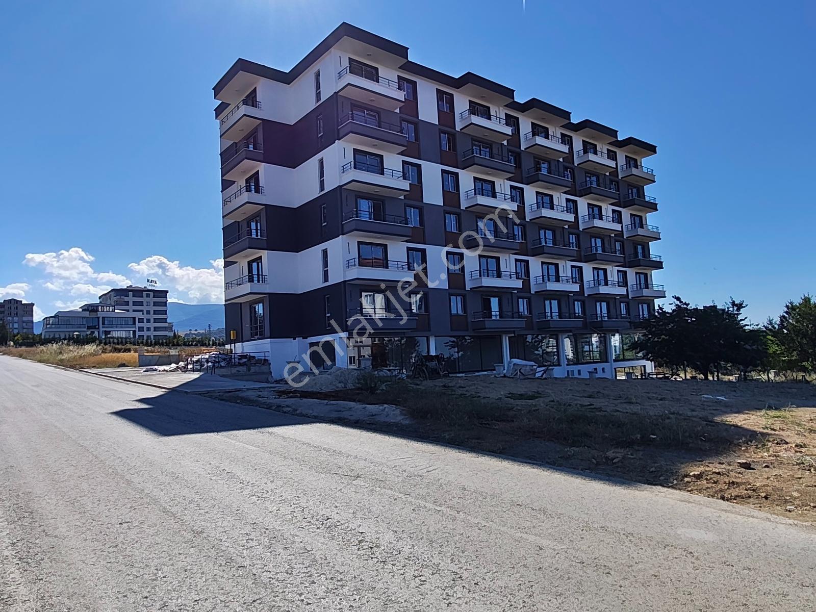 Atakum Büyükoyumca Pamuklu Blv. Cephe Satılık 1+1 Daire - Görsel 3
