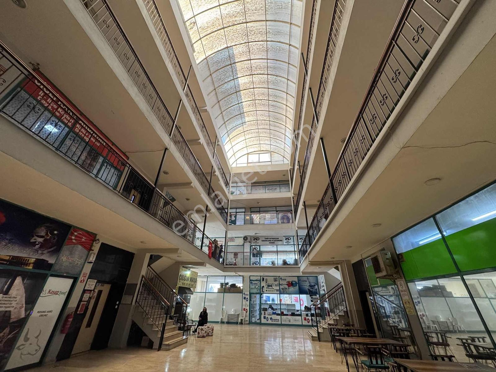 Çiğli Ataşehir Yağcı İş Merkezinde Yatırımlık Satılık Ofis - Görsel 23