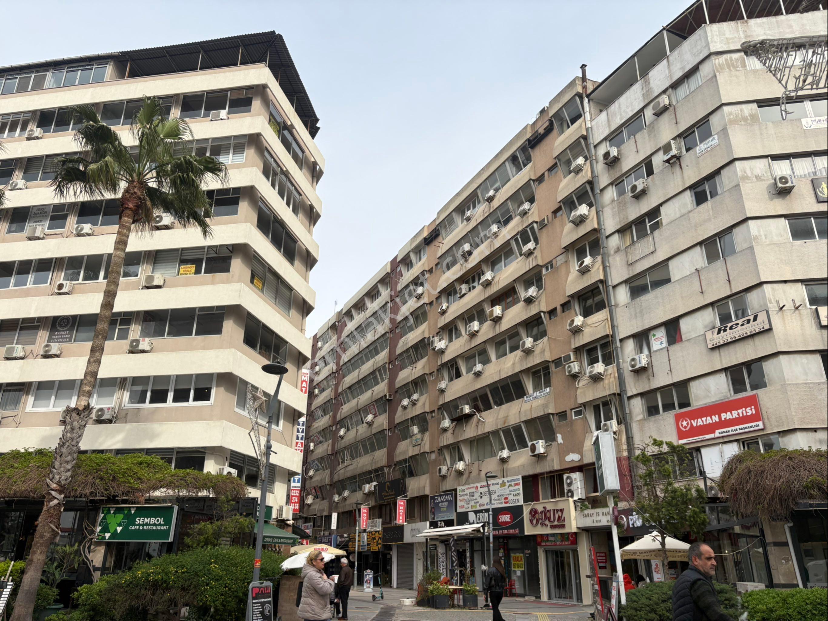 İzmir Kemeraltı Konak Saray İş Hanında Satılık Ofis - Görsel 24