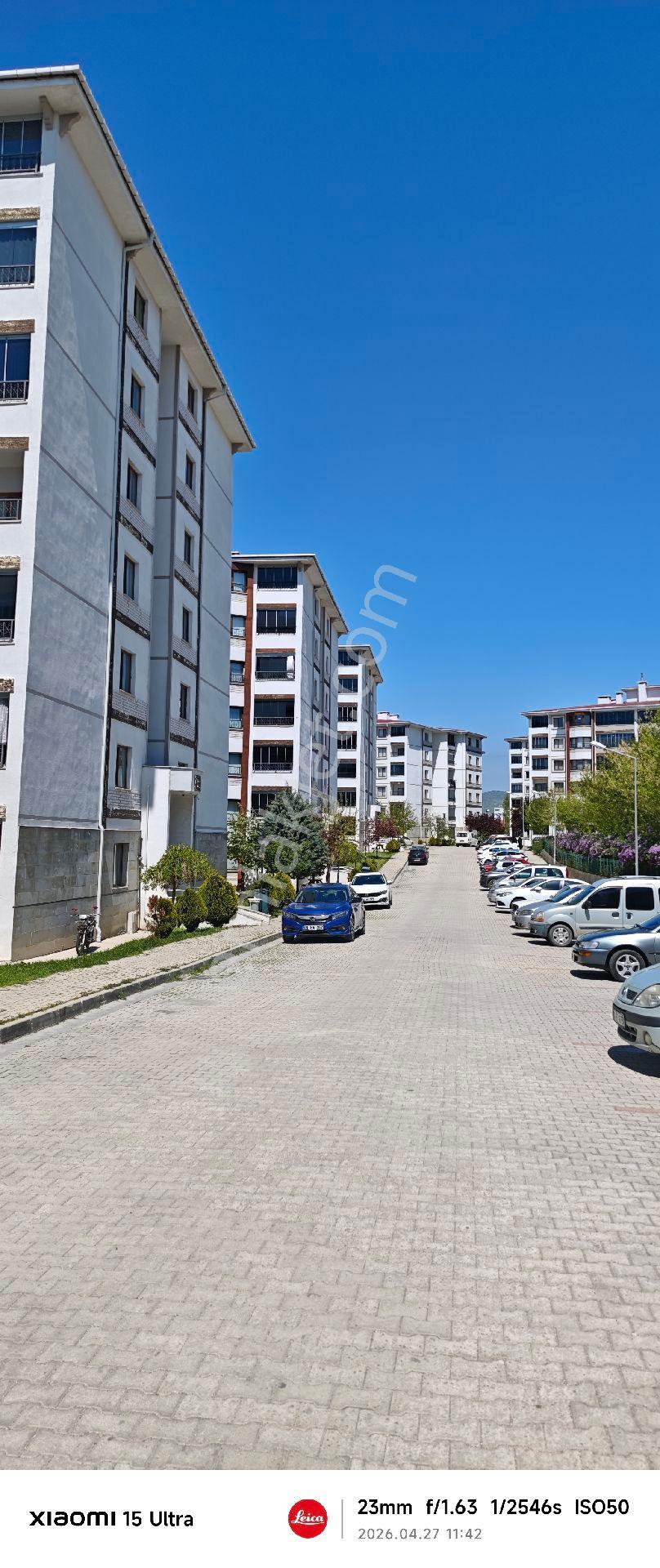 Çelik Grup İnşaat Emlak Tan Satılık 3+1 Giriş Kat Daire