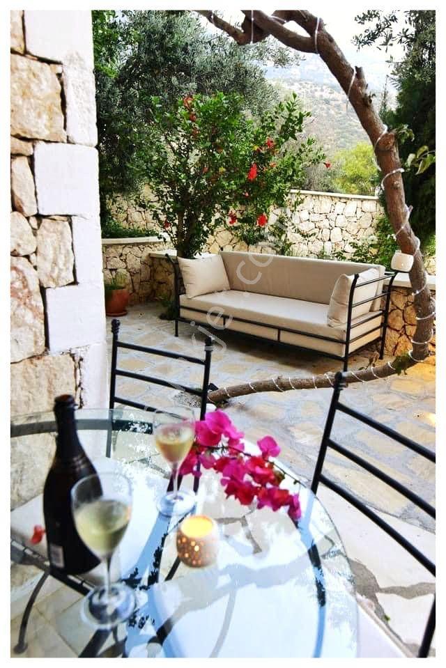 Kalkan Merkezde Mediterranean Sitesinde 1+1 Bahçe Katı Daire - Görsel 7