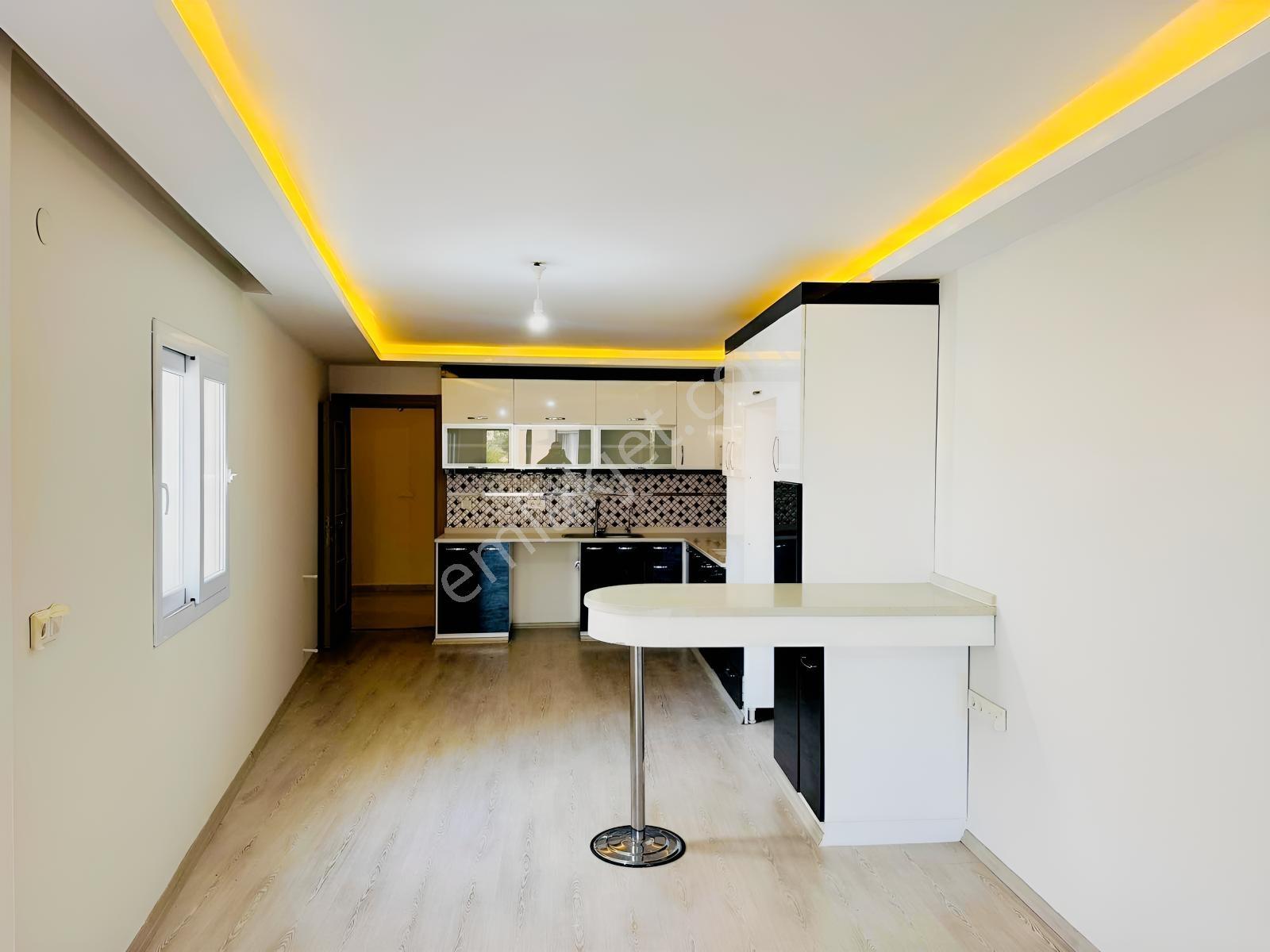 Kuşadası Davutlar'da Ara Kat 130 M2 Satılık 3+1 Daire - Görsel 7