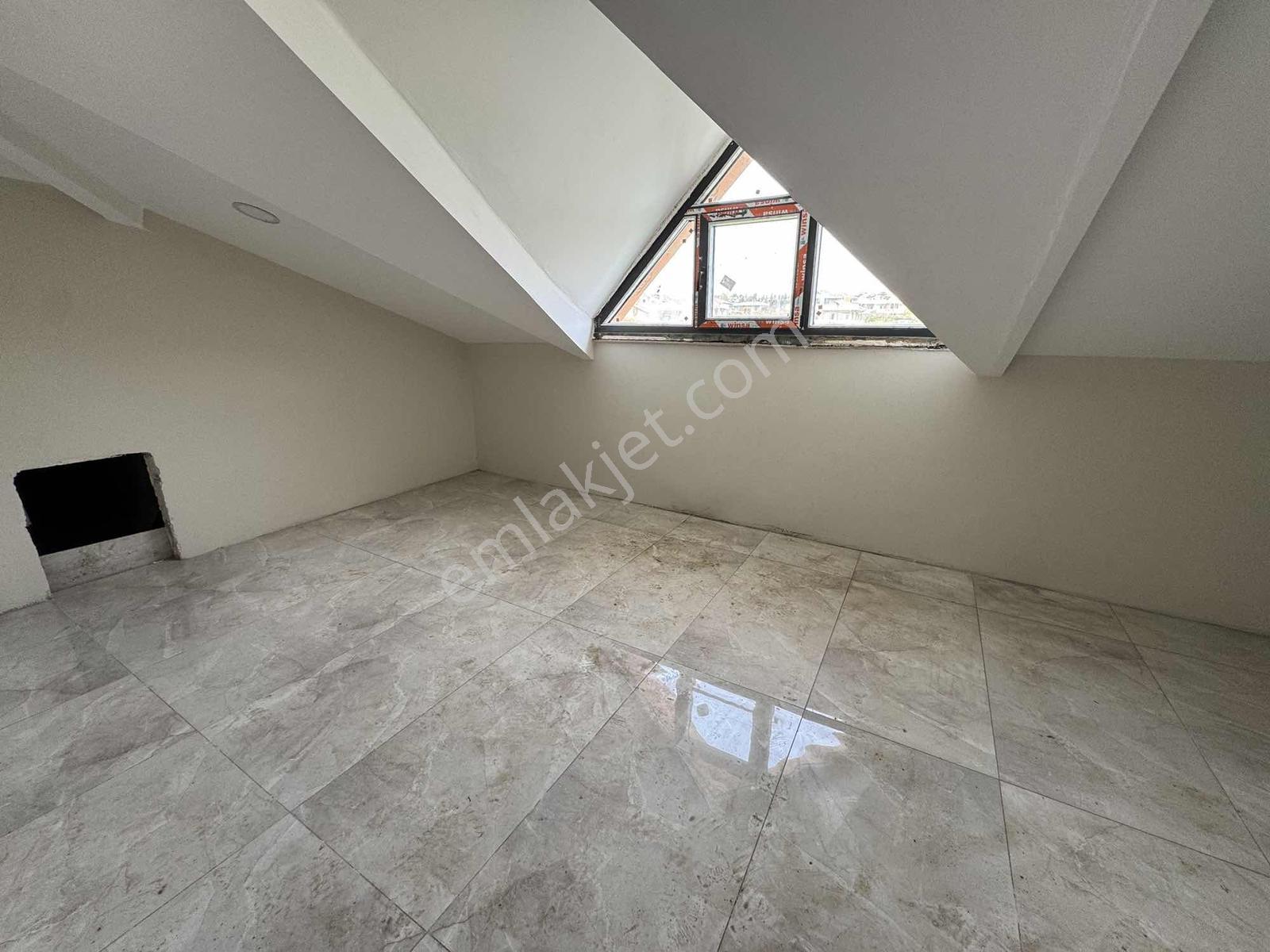 Büyükçekmece Güzelce Müstakil Bahçeli Lüks 6+1 Satılık Villa - Görsel 3