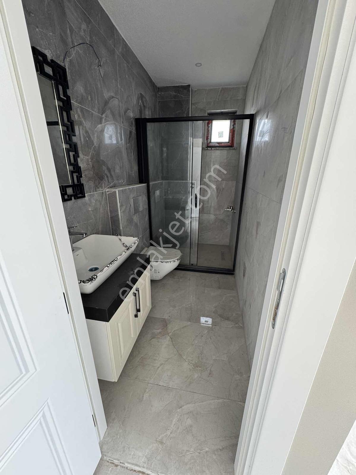 Büyükçekmece Güzelce Müstakil Bahçeli Lüks 6+1 Satılık Villa - Görsel 28