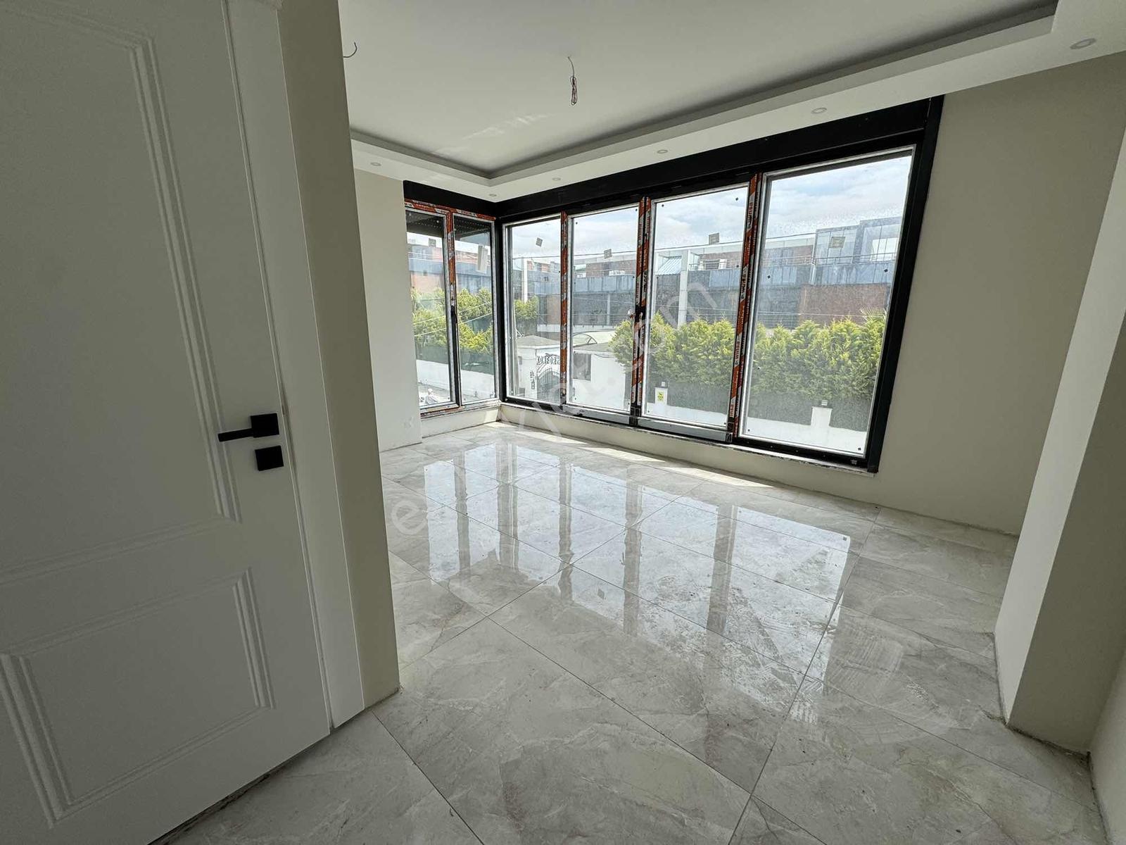Büyükçekmece Güzelce Müstakil Bahçeli Lüks 6+1 Satılık Villa - Görsel 27
