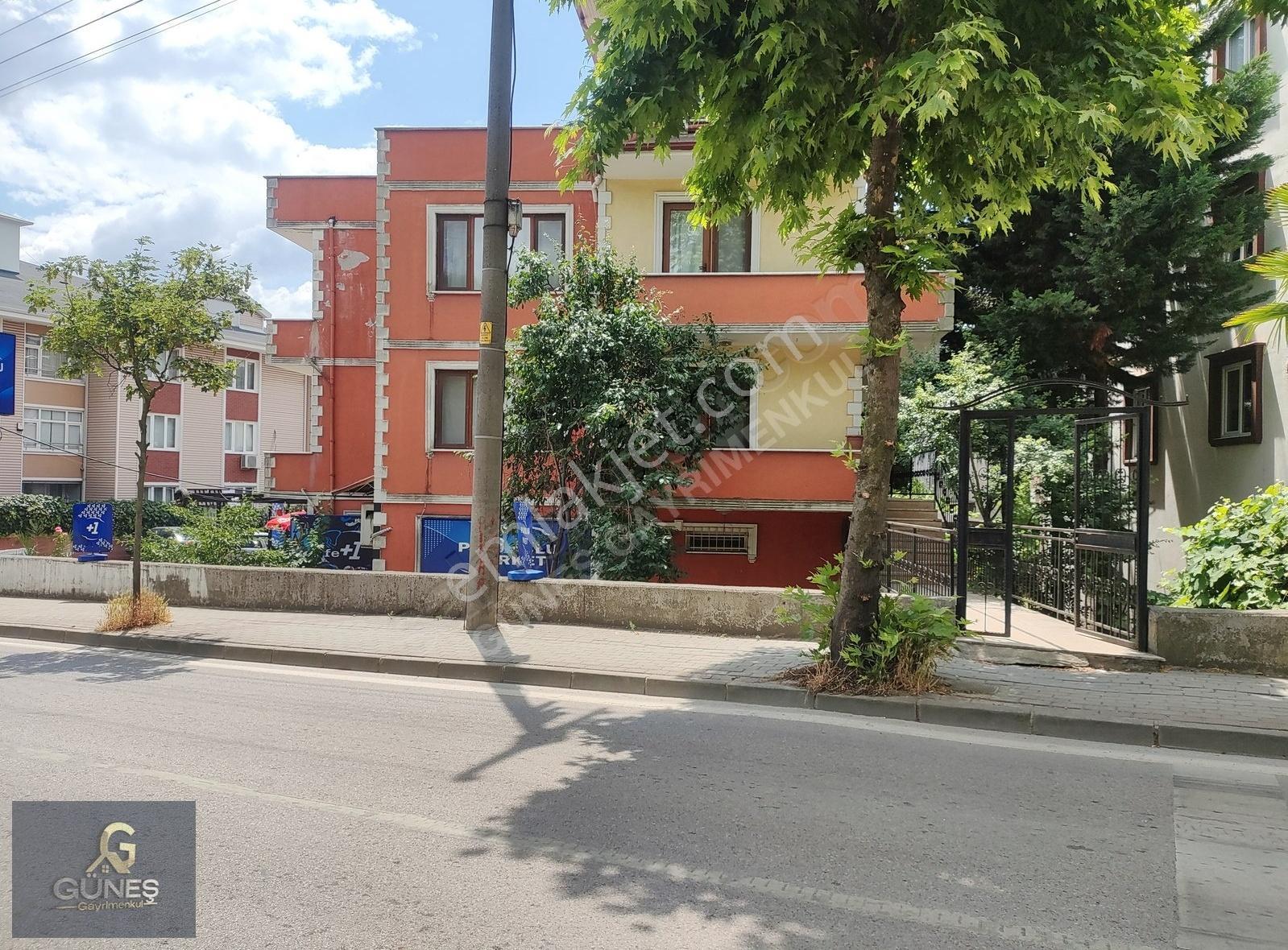 Güneş Gayrimenkulden Plajyolunda 4+1 Müstakil Tripleks - Görsel 14
