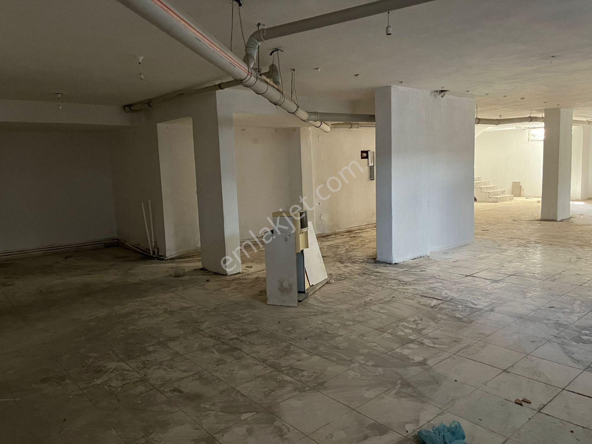 Deniz Alayı Karşısı Farklı Sektörlere Uygun Kullanışlı Kiralık Dükkan - Görsel 6