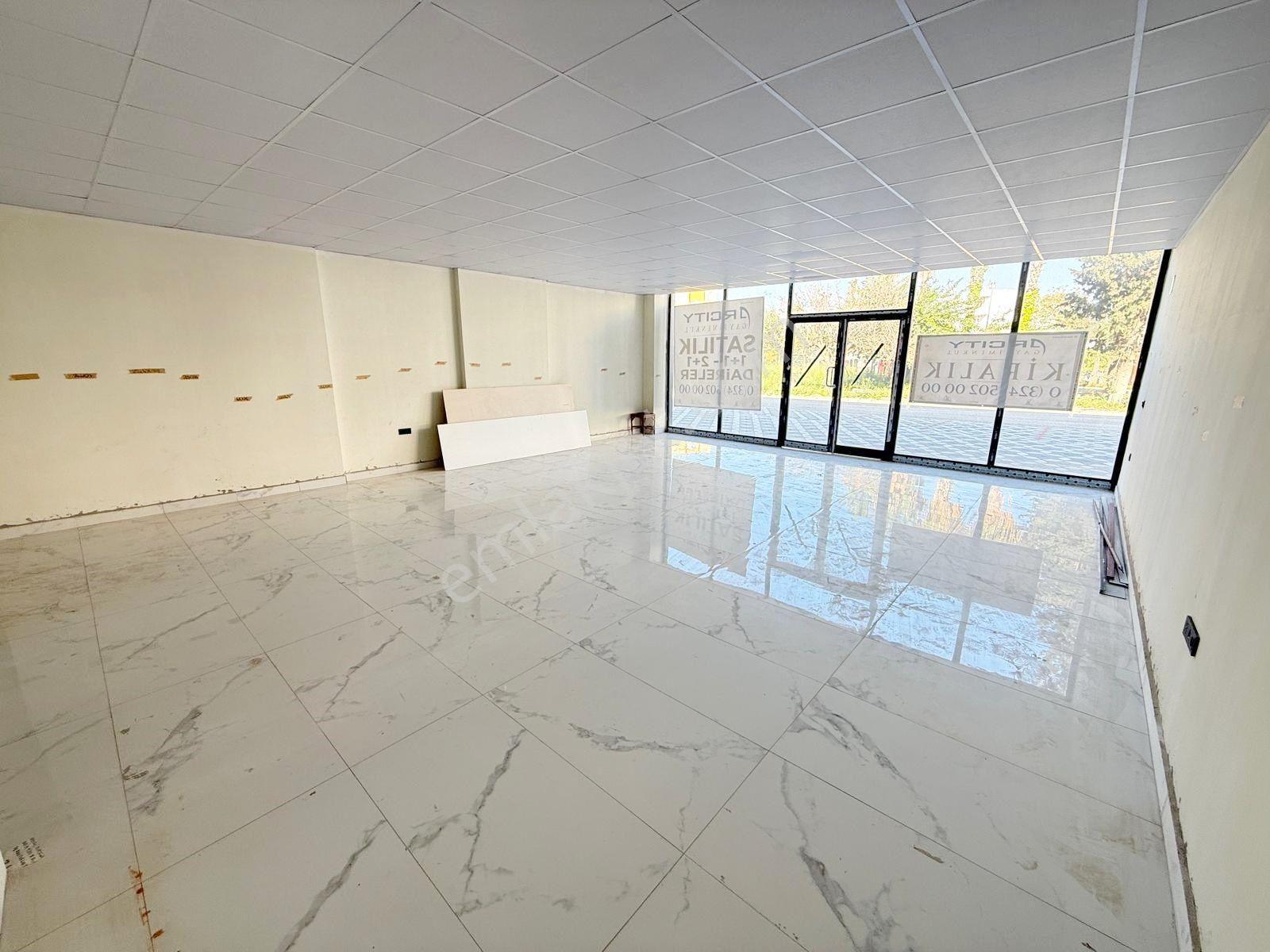 ░_*arcıty*_░den Erdemli Çeşmeli'de 110 M² Geniş Kiralık Dükkan* - Görsel 5