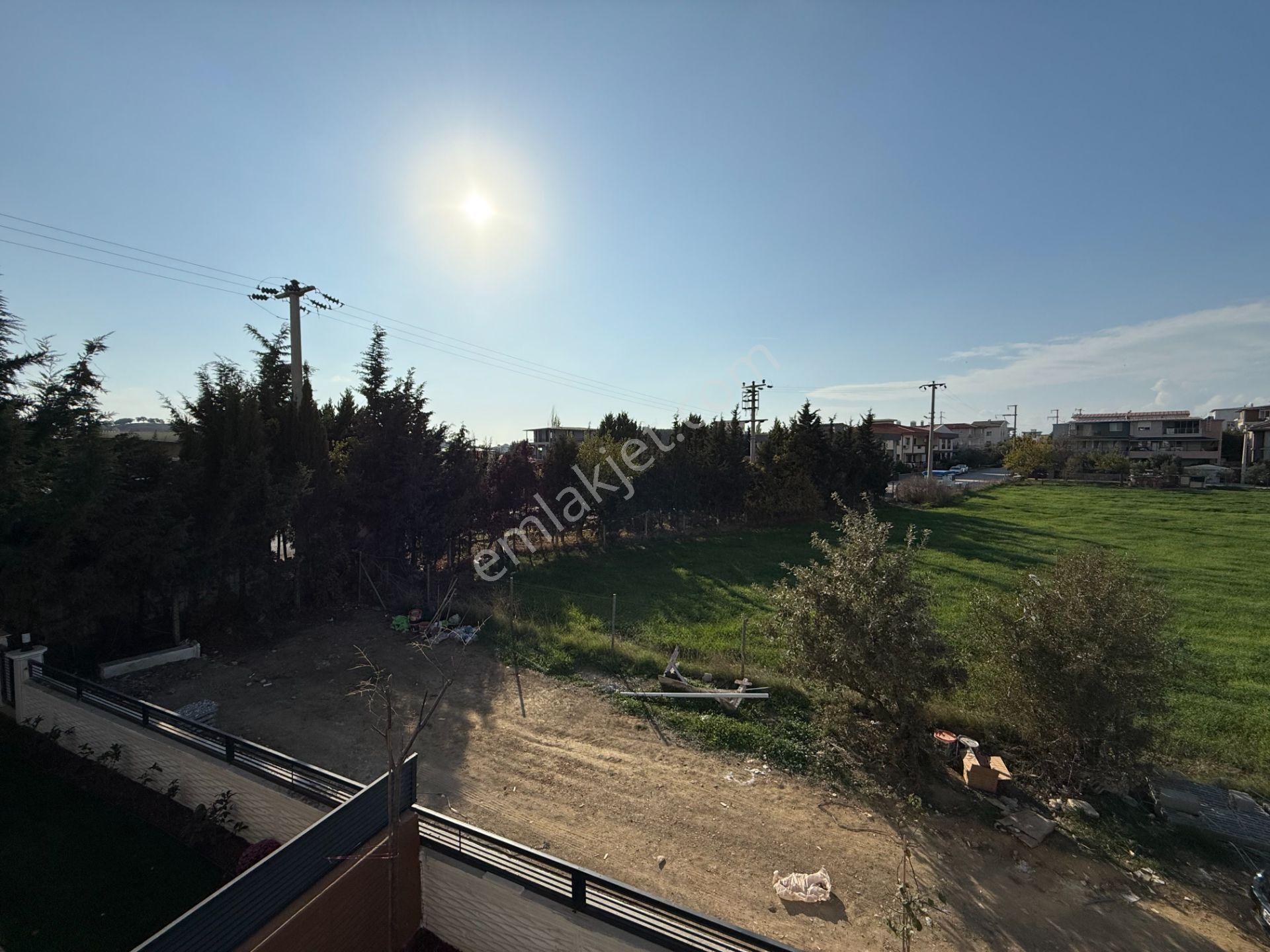 Seferihisar Tepecik Mahallesi’nde Bahçeli • Verandalı • Yerden Isıtmalı Sıfır Kiralık Geniş Villa - Görsel 16
