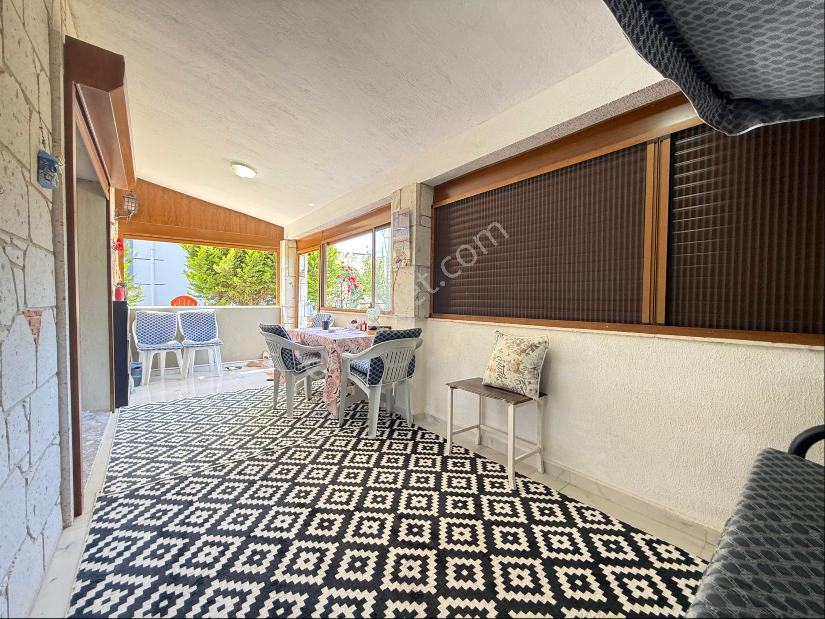 Seferihisar Doğanbey'de Satılık 2+1 Bahçeli Full Eşyalı Villa - Görsel 17