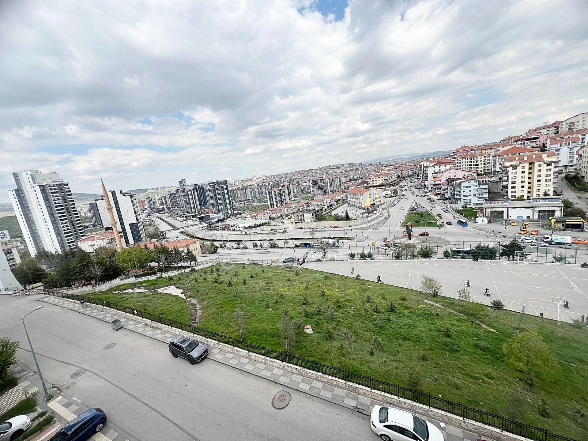 Yozgat Blvr Cephe Çift Giriş Manzaralı Kapalı Teras Ve Otopark