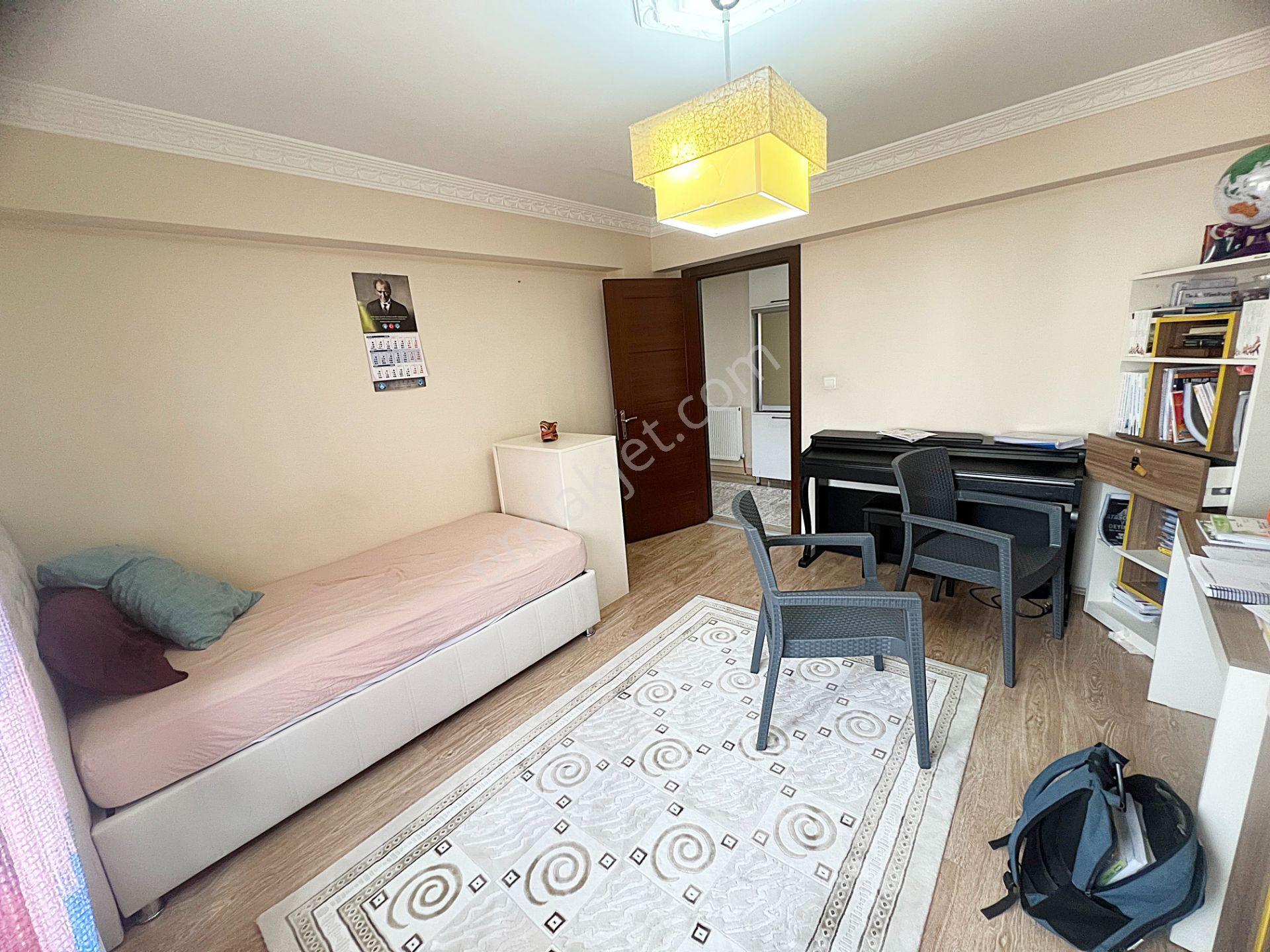 Yozgat Blvr Cephe Çift Giriş Manzaralı Kapalı Teras Ve Otopark - Görsel 17