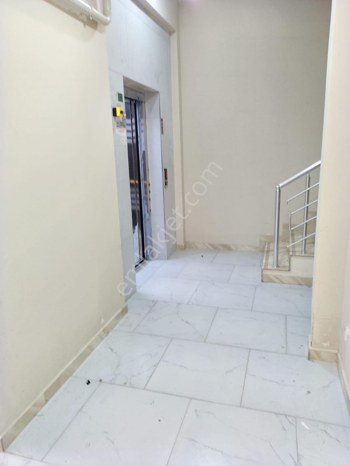 Kiralık Aksu Merkezde 1+1 Daire - Görsel 18