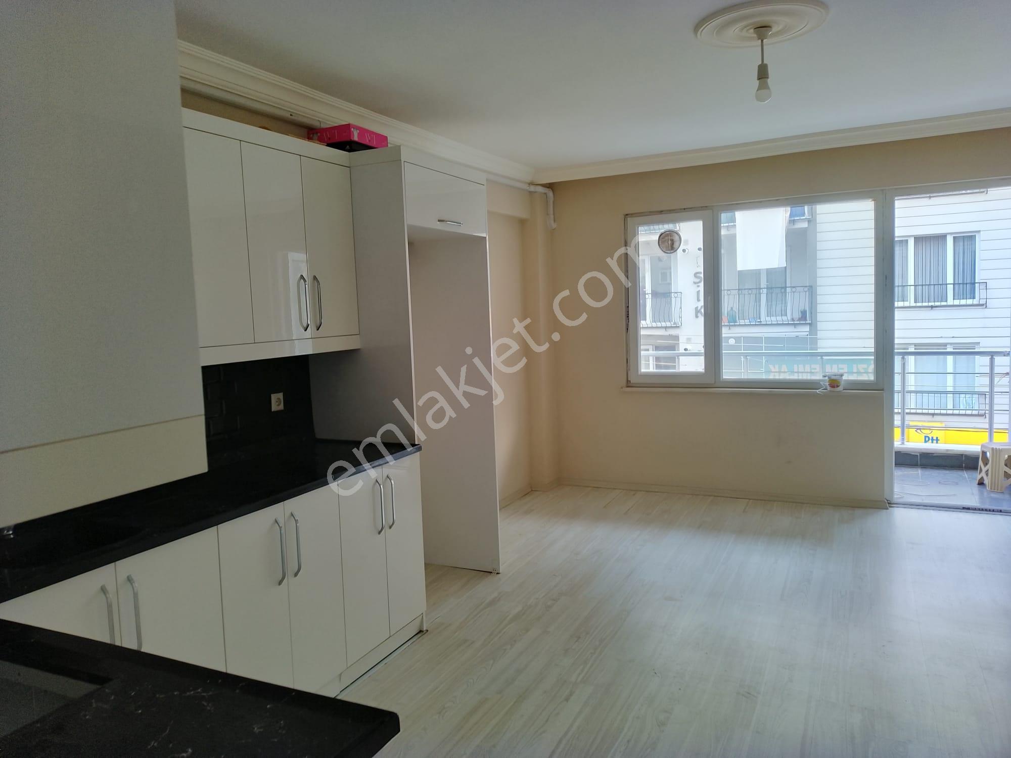 Kiralık Aksu Merkezde 1+1 Daire - Görsel 16