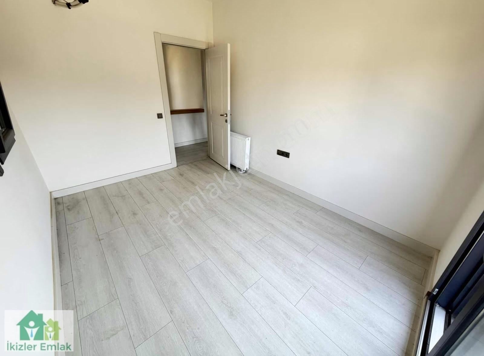 Doğanbey'de Satılık Site İçi Bahçe Çelik Konstrüksiyon 3+1 Villa - Görsel 13