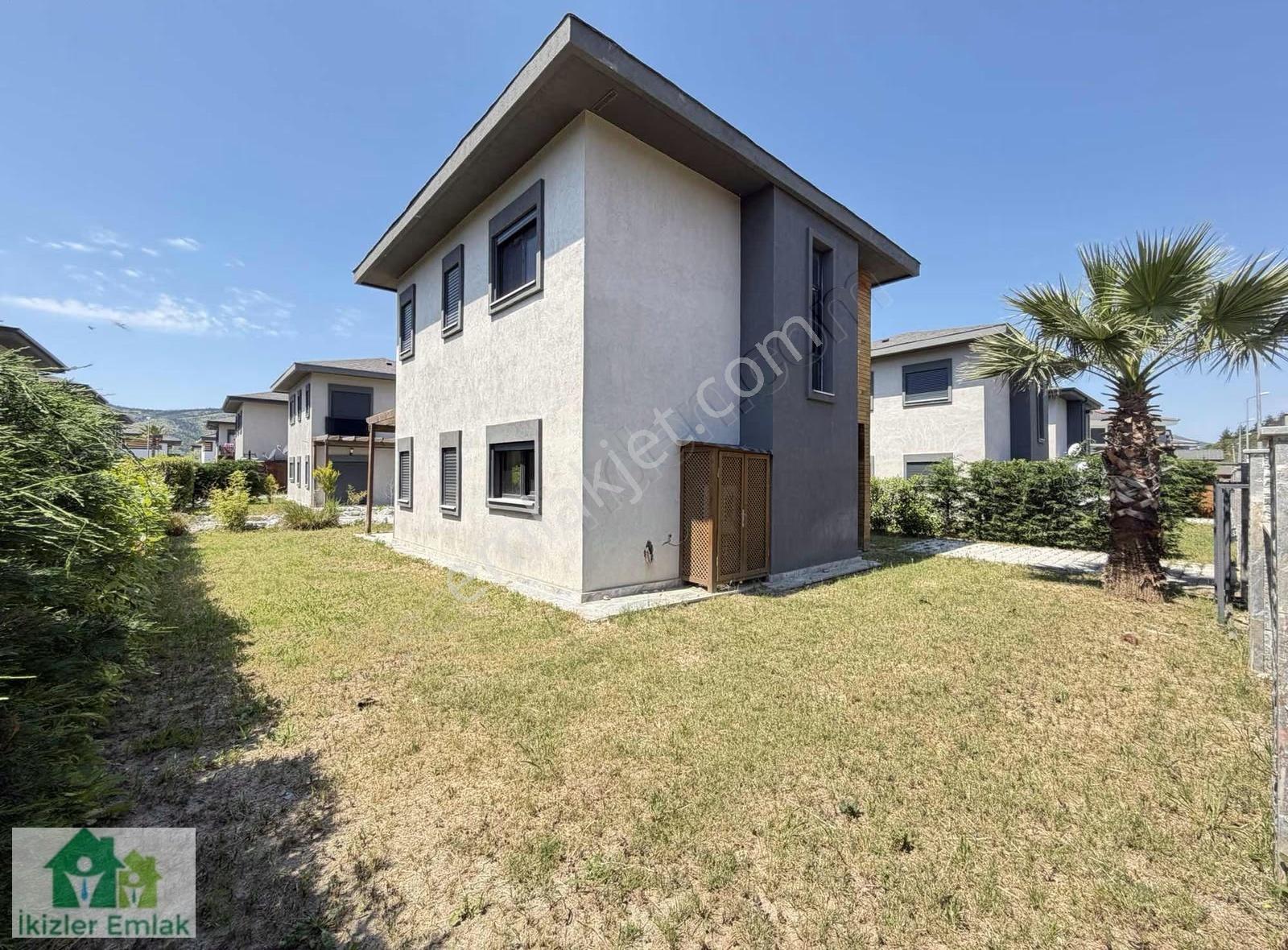 Doğanbey'de Satılık Site İçi Bahçe Çelik Konstrüksiyon 3+1 Villa - Görsel 16