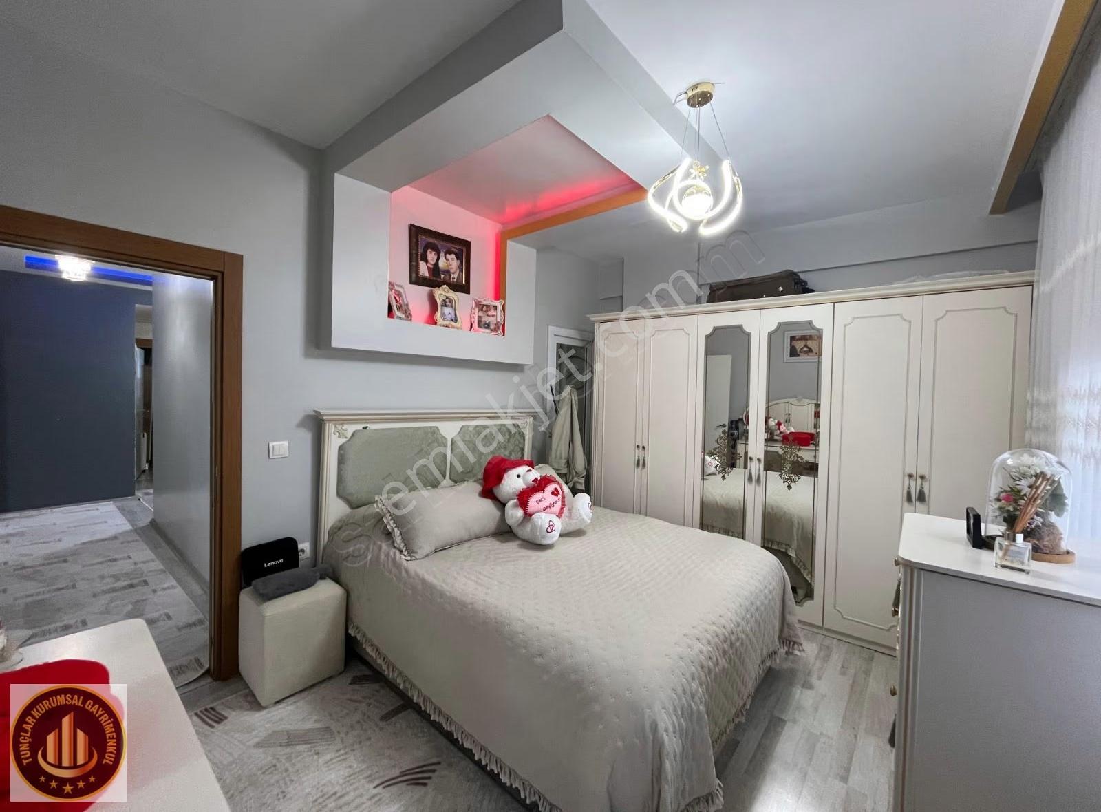 Bağcılar Hamravat Civarı Bakımlı Temiz 3+1 Satılık Daire - Görsel 18