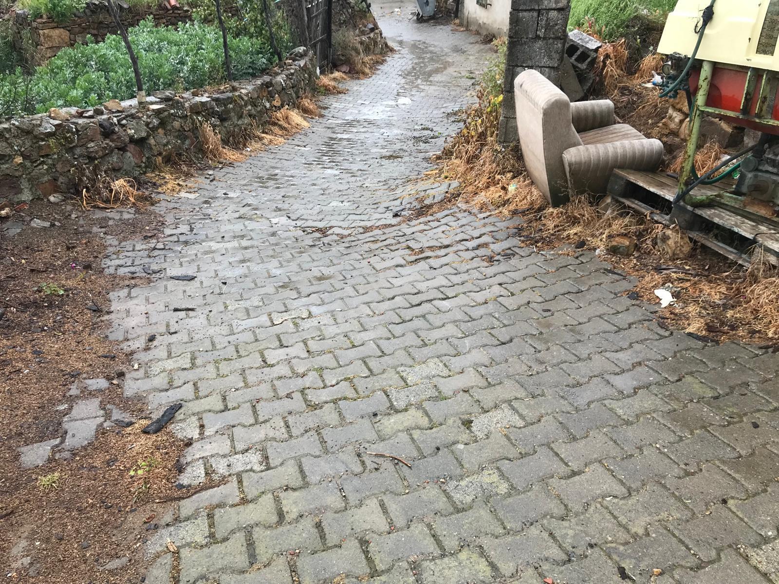 Uçardan Hacıoğlunda Köy İçi Tadilata Uygun Köy Evi - Görsel 9