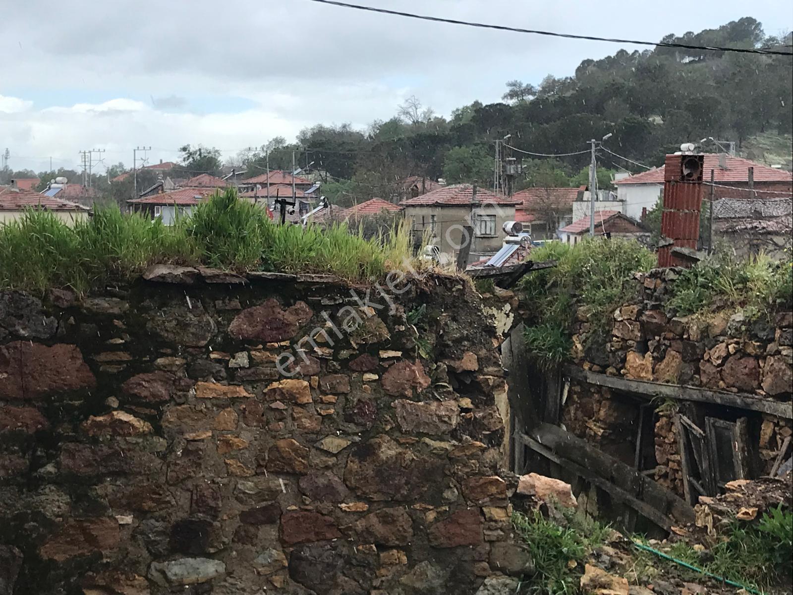 Uçardan Hacıoğlunda Köy İçi Tadilata Uygun Köy Evi - Görsel 7