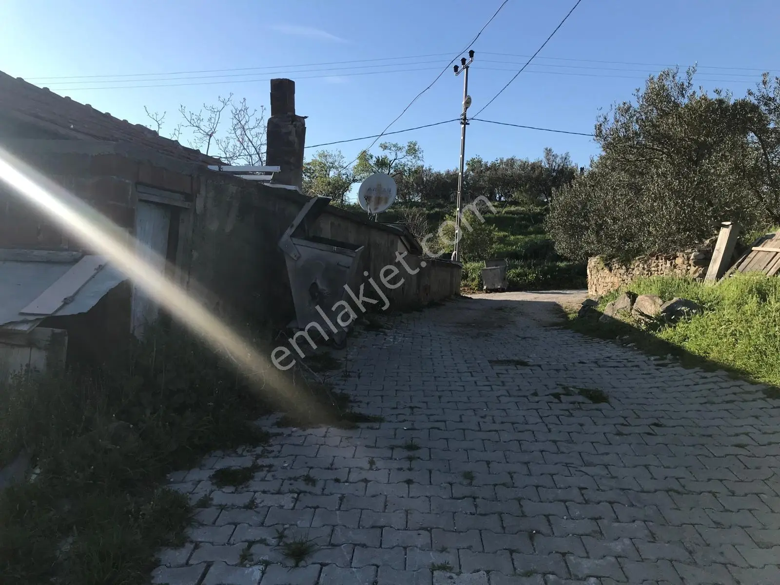 Uçardan Kumgedik'te Satılık Bahçeli Köy Evi - Görsel 3