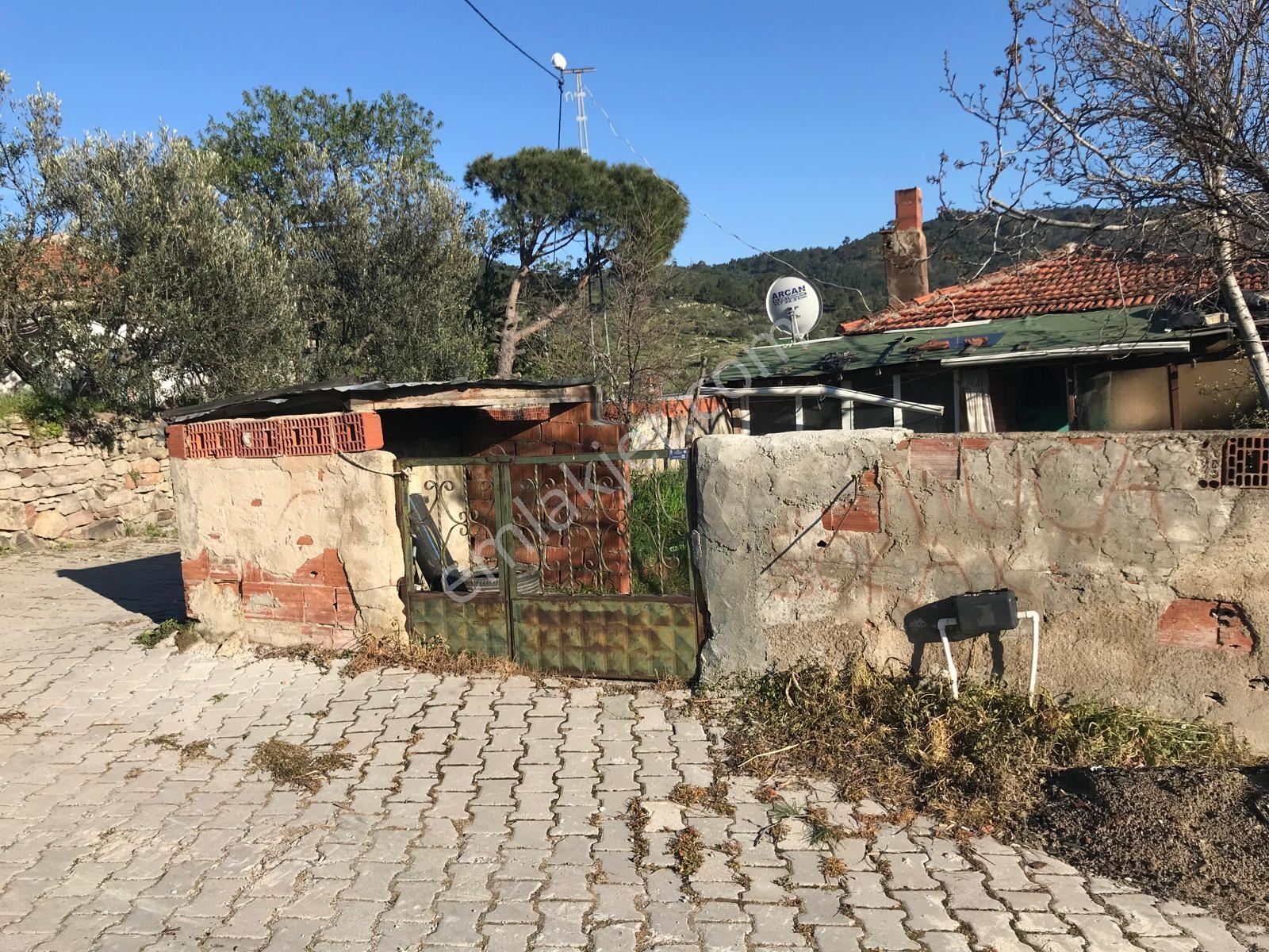 Uçardan Kumgedik'te Satılık Bahçeli Köy Evi - Görsel 10