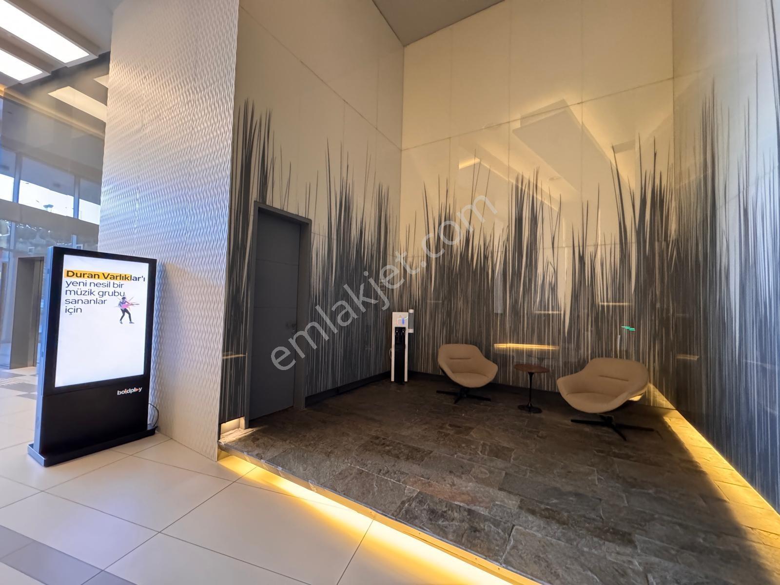 Acibadem Akasya Kent Etabı Kule De 88 M2 Kiralık Ofis - Görsel 24
