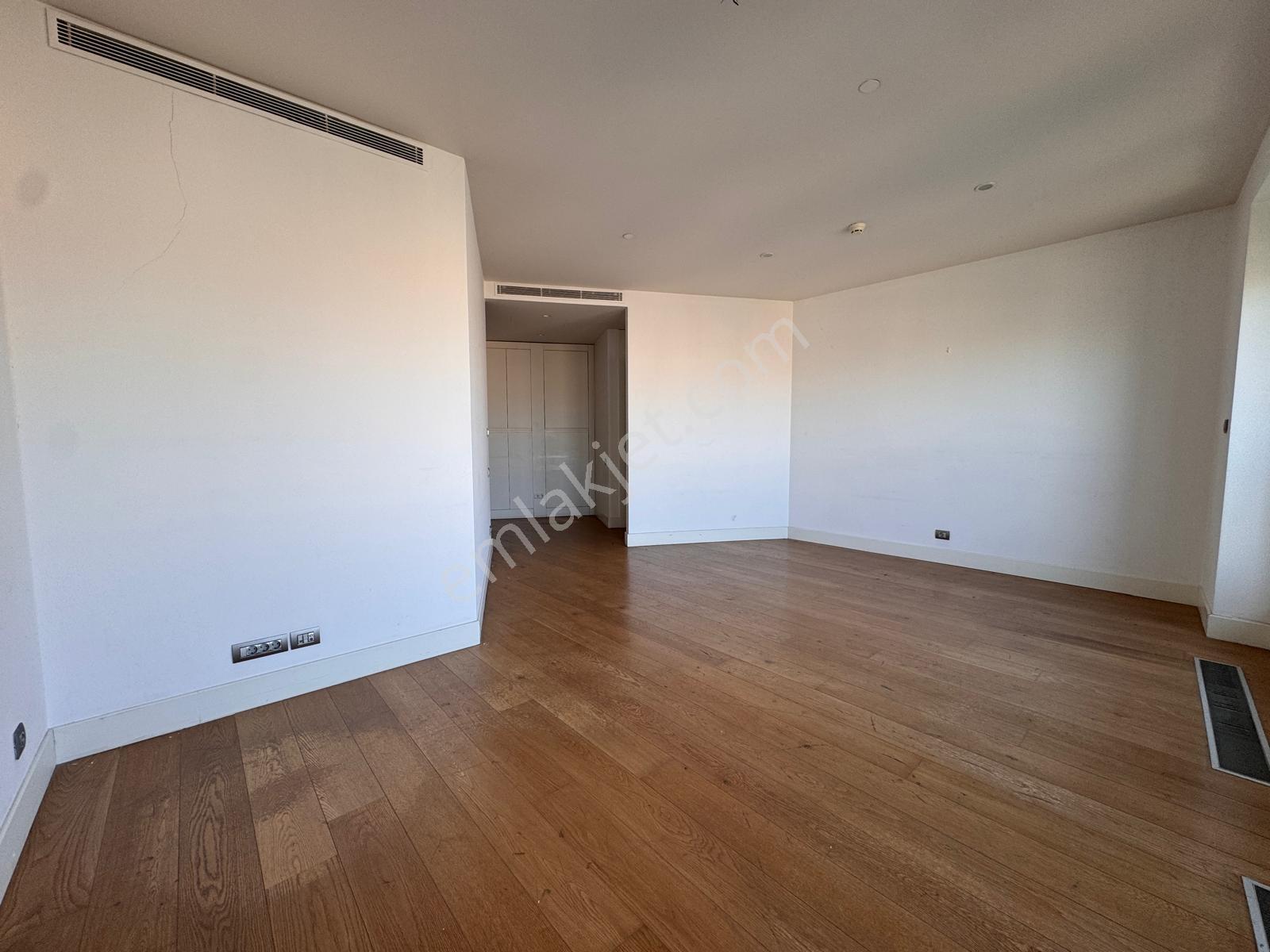 Acibadem Akasya Kent Etabı Kule De 88 M2 Kiralık Ofis - Görsel 25