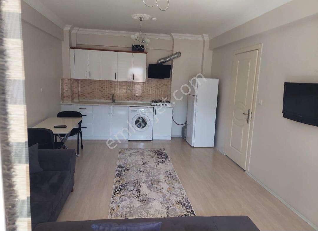 Akçay Emlak'tan Akşehir Çarşı Merkezde Eşyalı Tüm Faturalar Dahil Kiralık 1+1 Daire - Görsel 9