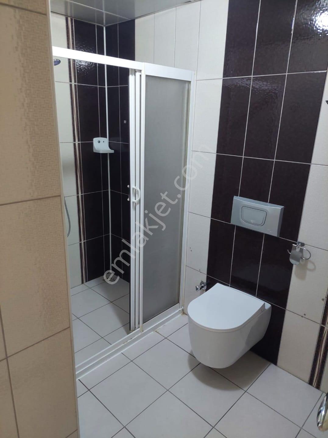 Akçay Emlak'tan Akşehir Çarşı Merkezde Eşyalı Tüm Faturalar Dahil Kiralık 1+1 Daire - Görsel 34