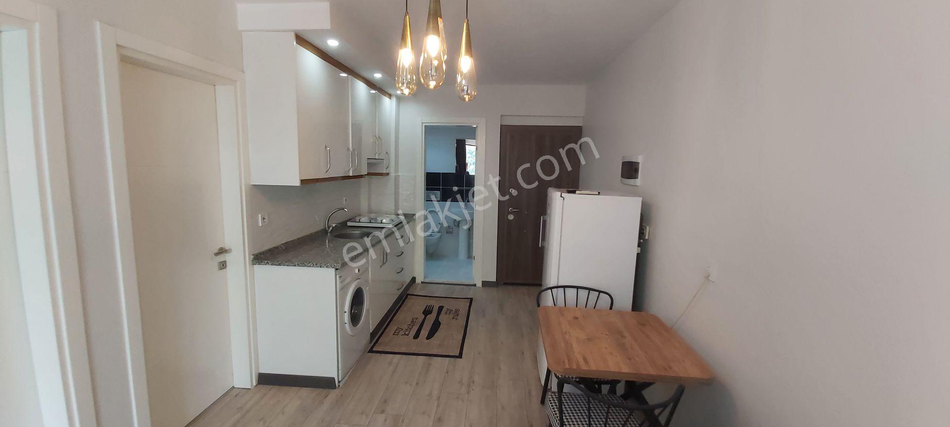 Ender Uysaldan Zeytinköy De 2+1 Klimalı Asansörlü Lüx Eşyalı Apart... - Görsel 2