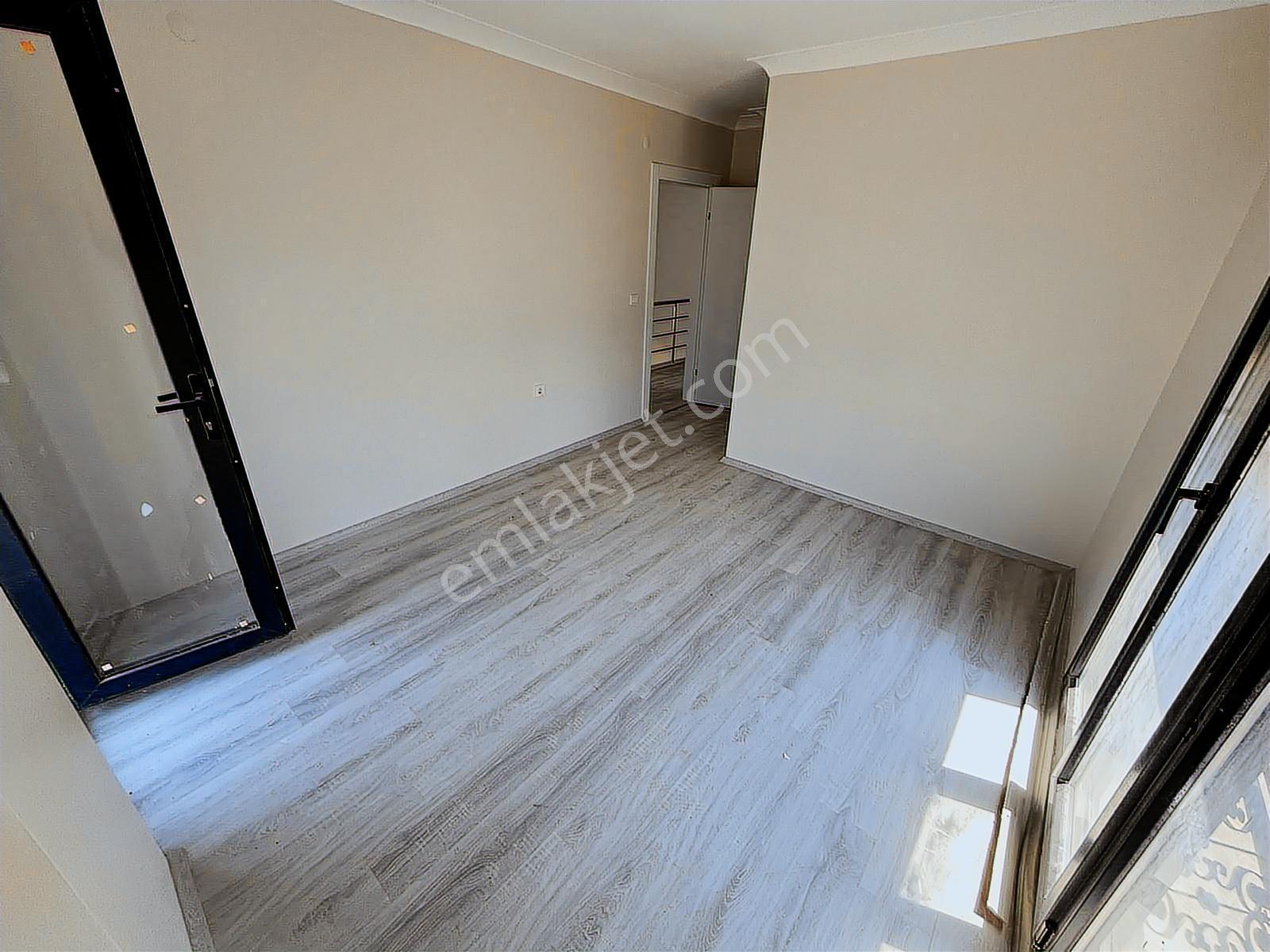 Uçardan Gömeç Sahilinde 3+1 Site İçerisinde Lüks Villa - Görsel 16