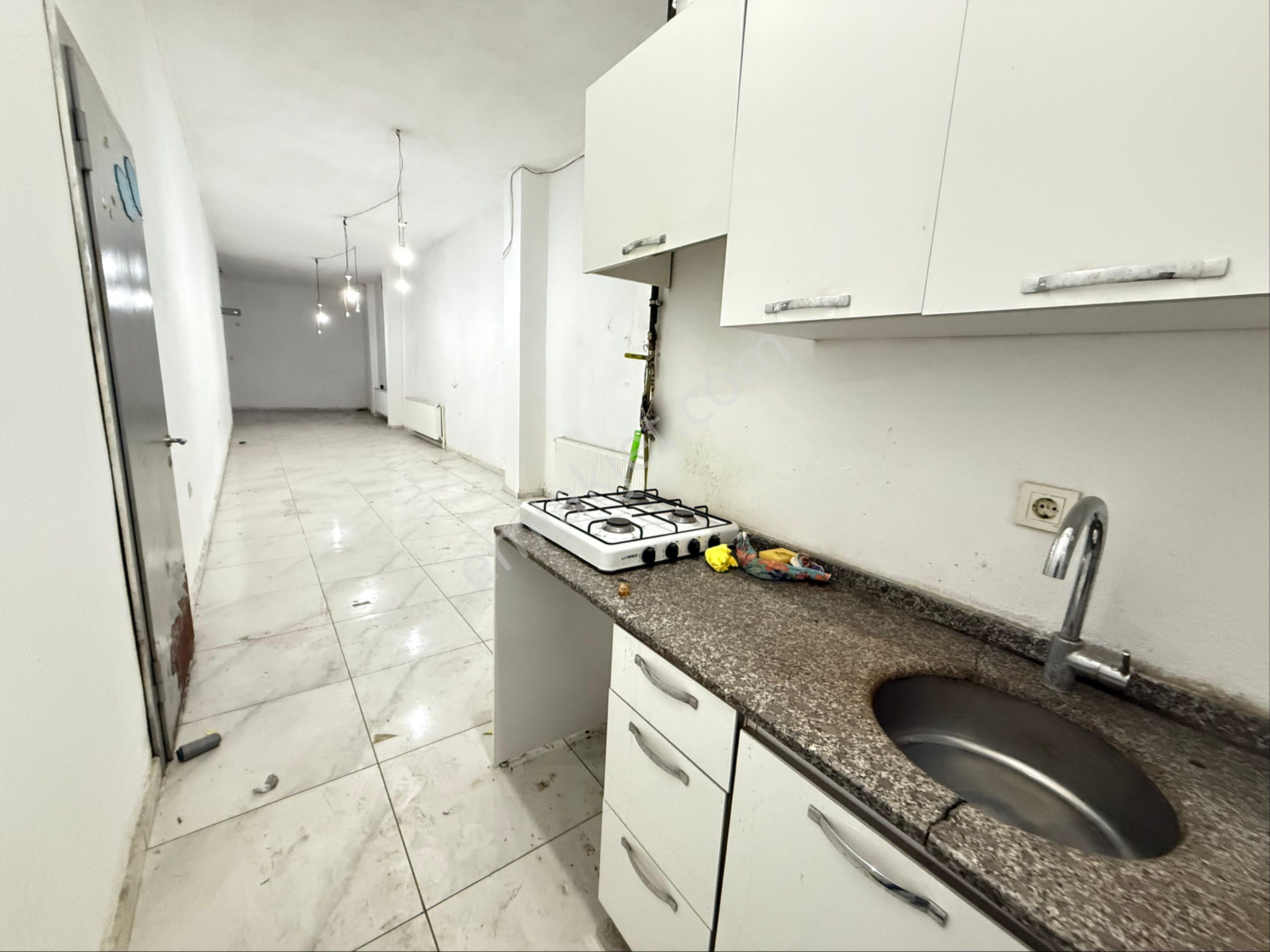 Cadde Üzeri Geniş Ön Cepheli 2 Katlı Wc - Mutfaklı Minibüs Yolu Üzeri - Görsel 24