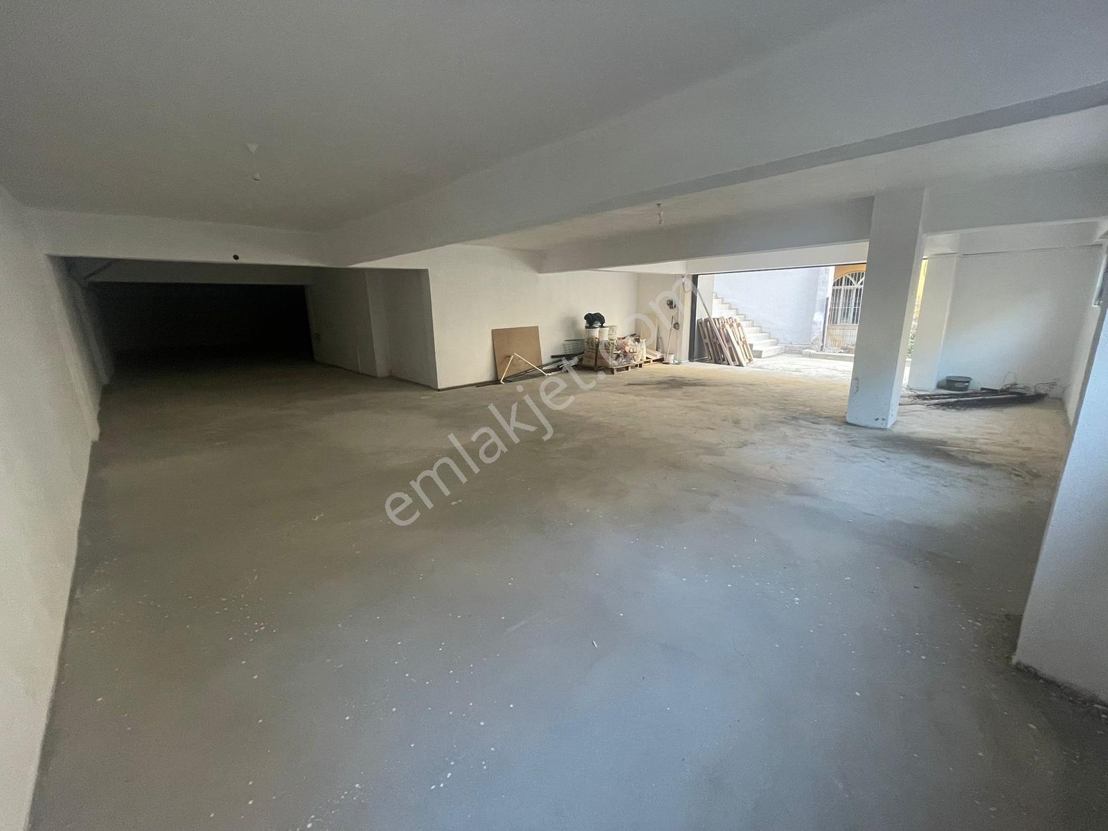 Kiralık Zafer Mah. Sağlık Caddesi Üzeri Zafer Cami Yanı Panjurlu - Görsel 8