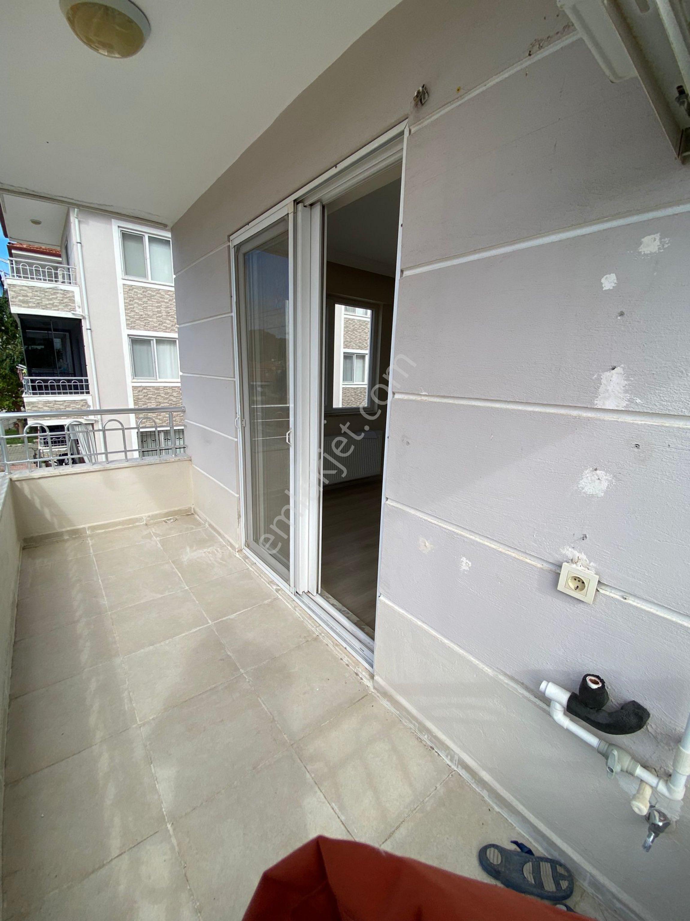 Ortaca Cumhuriyet’te Kapalı Mutfak Ebeveyn Banyolu Bahçe Otoparklık Kiralık İki Artı - Görsel 3
