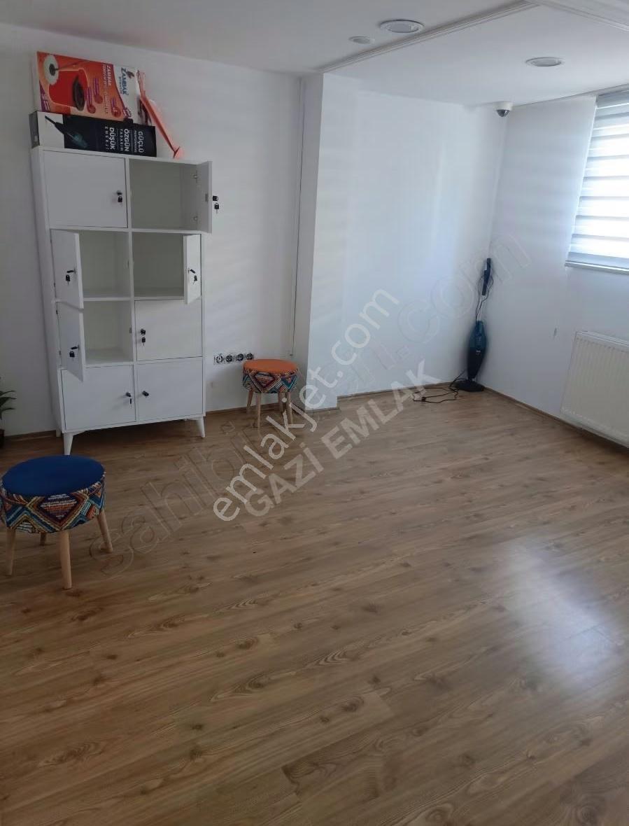 ""gazi Emlak""yapı Kredi Karşı 75 M 1.kat Büro İşyeri Ticarethan - Görsel 11