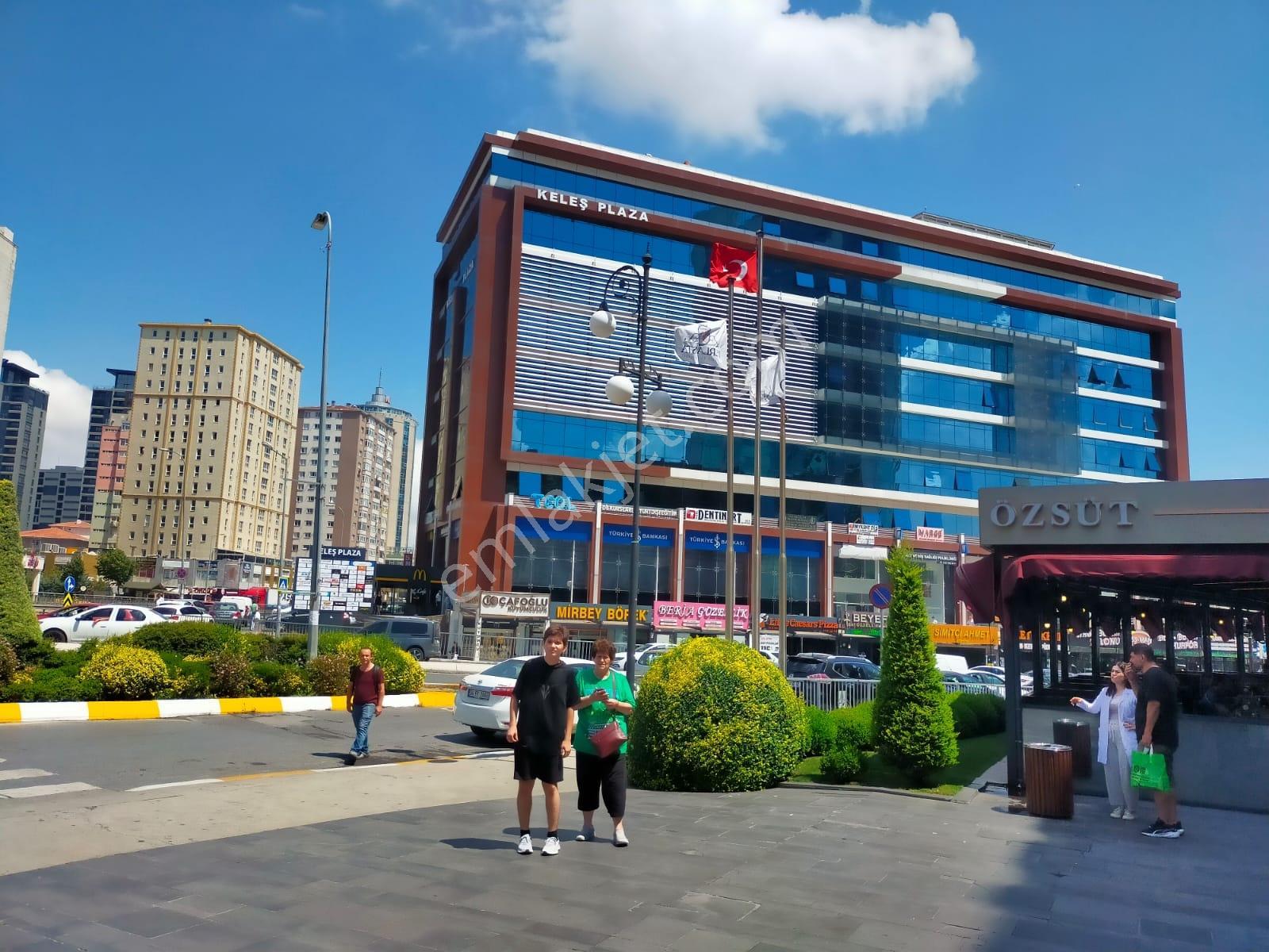 Beylikdüzü Beykent Keleş Plaza Lüks 3+1 Kiralık Ofis 110 M2 - Görsel 16