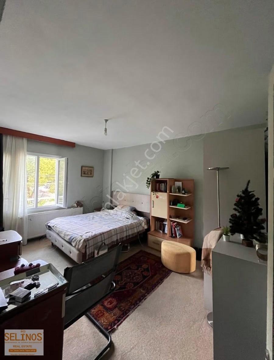 Bergama Merkezde Satılık Geniş 4+1 Daire - Görsel 18