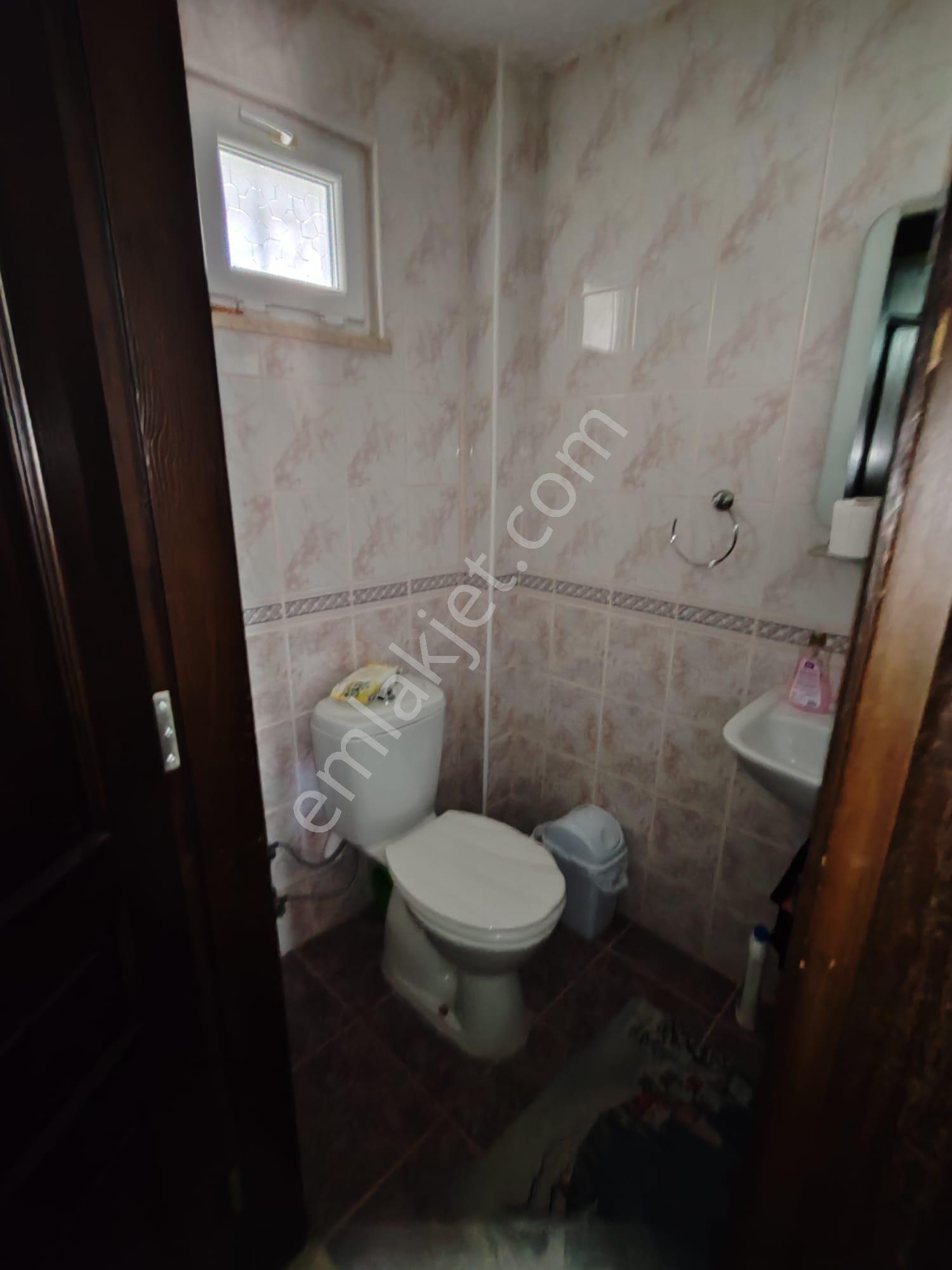 Cunda Adasında Arkadenizde Plaja Yakın Kiralık Eşyalı Villa - Görsel 9
