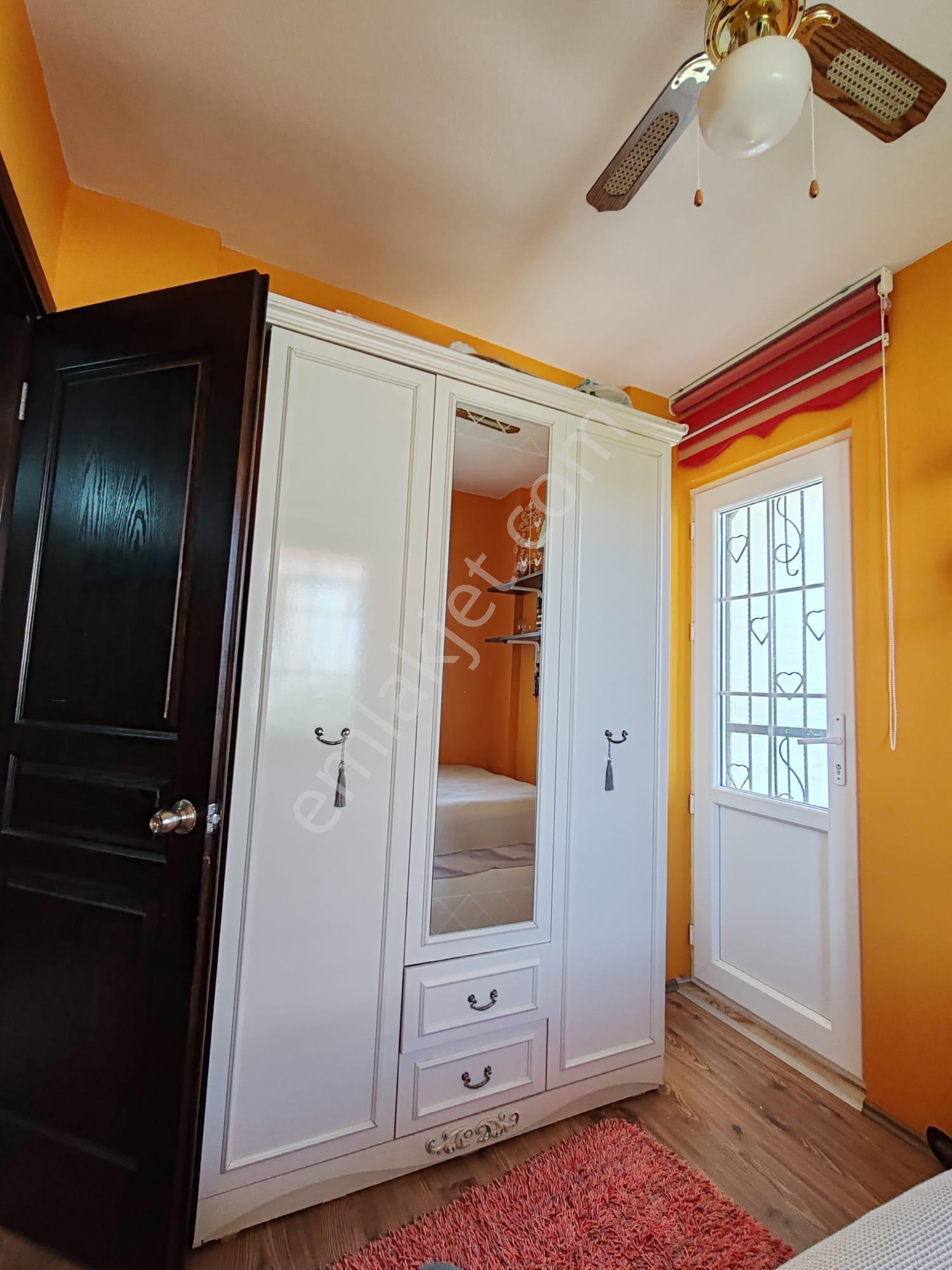 Cunda Adasında Arkadenizde Plaja Yakın Kiralık Eşyalı Villa - Görsel 14