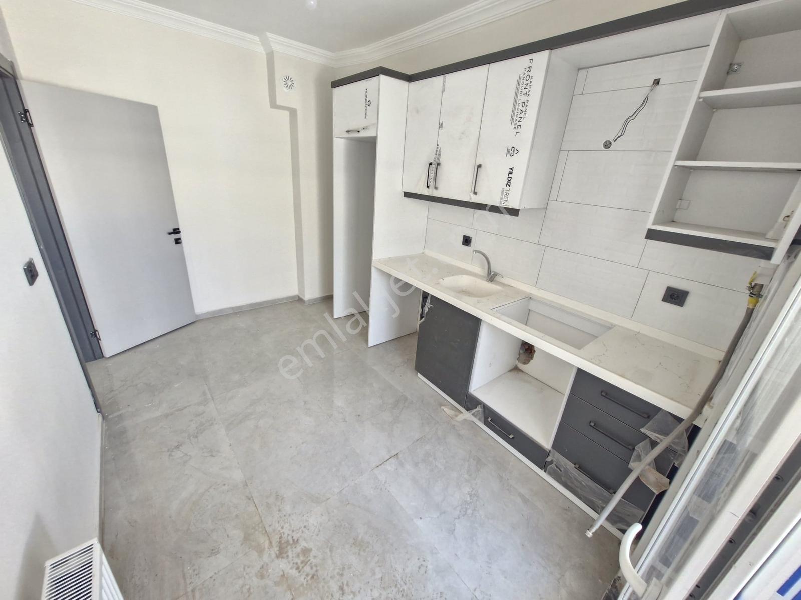 Huzur'dan Merkezi Konumda 2+1 Dogalgazlı Kiralık Daire - Görsel 12