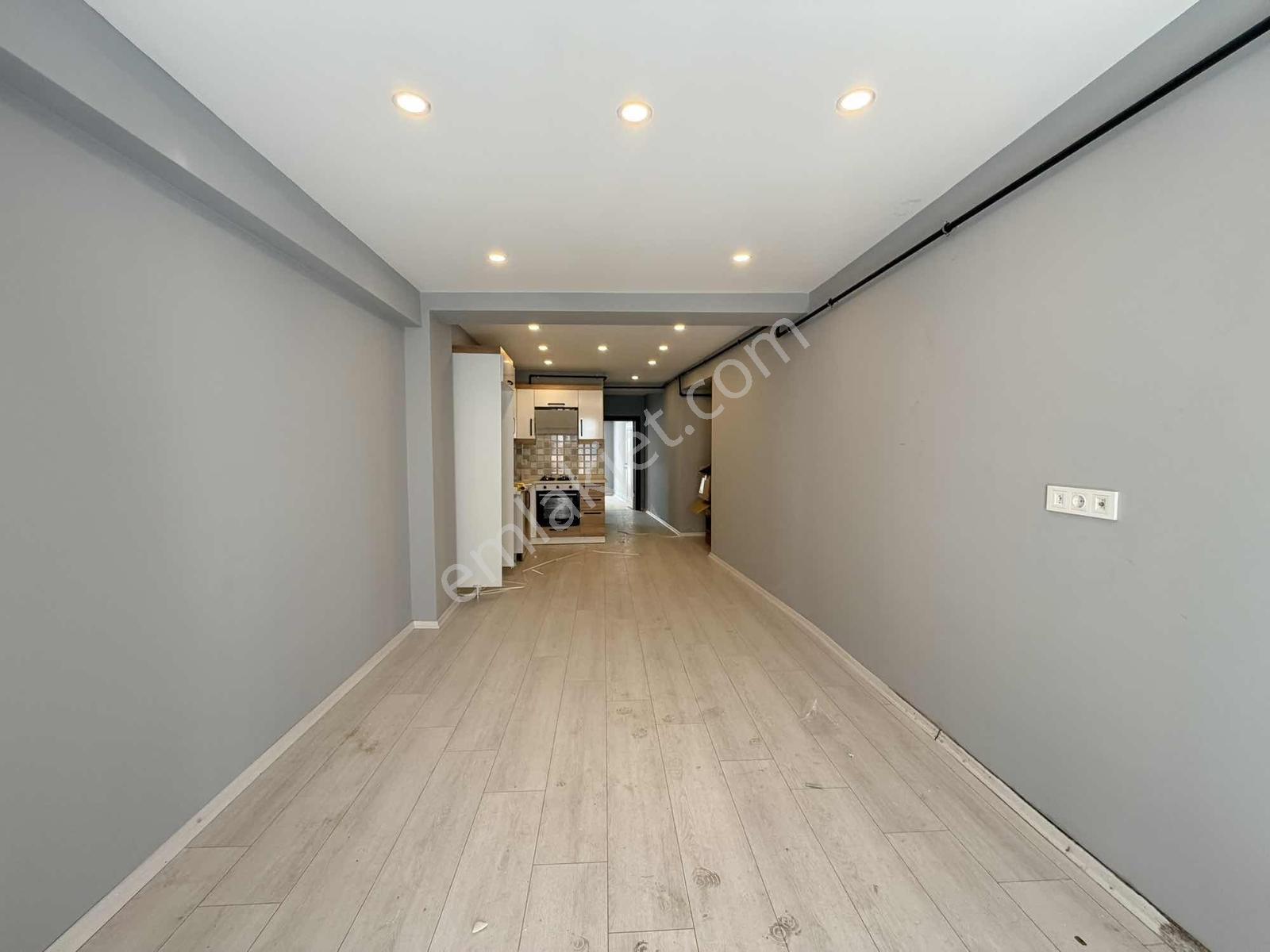 Reşadiyede 1+1 Arakat Sıfır Kiralık Daire // Revos // - Görsel 2