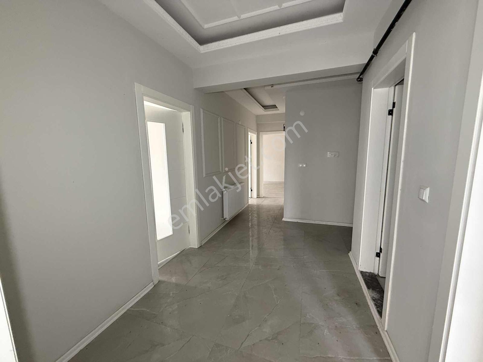 Yağmur Emlak'tan Tekkeköyde Harika Konum 3+1 Kiralık Daire - Görsel 31