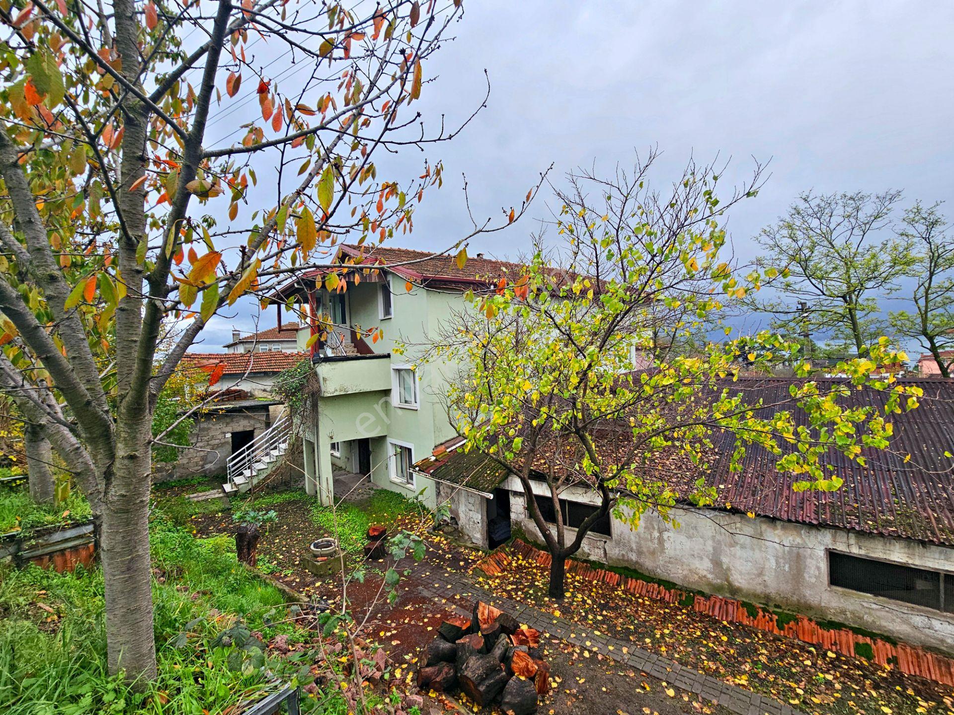 Kartepe-eşme Göl Manzaralı 663 M2 Alan,komple Satılık Çiftlikevi - Görsel 25