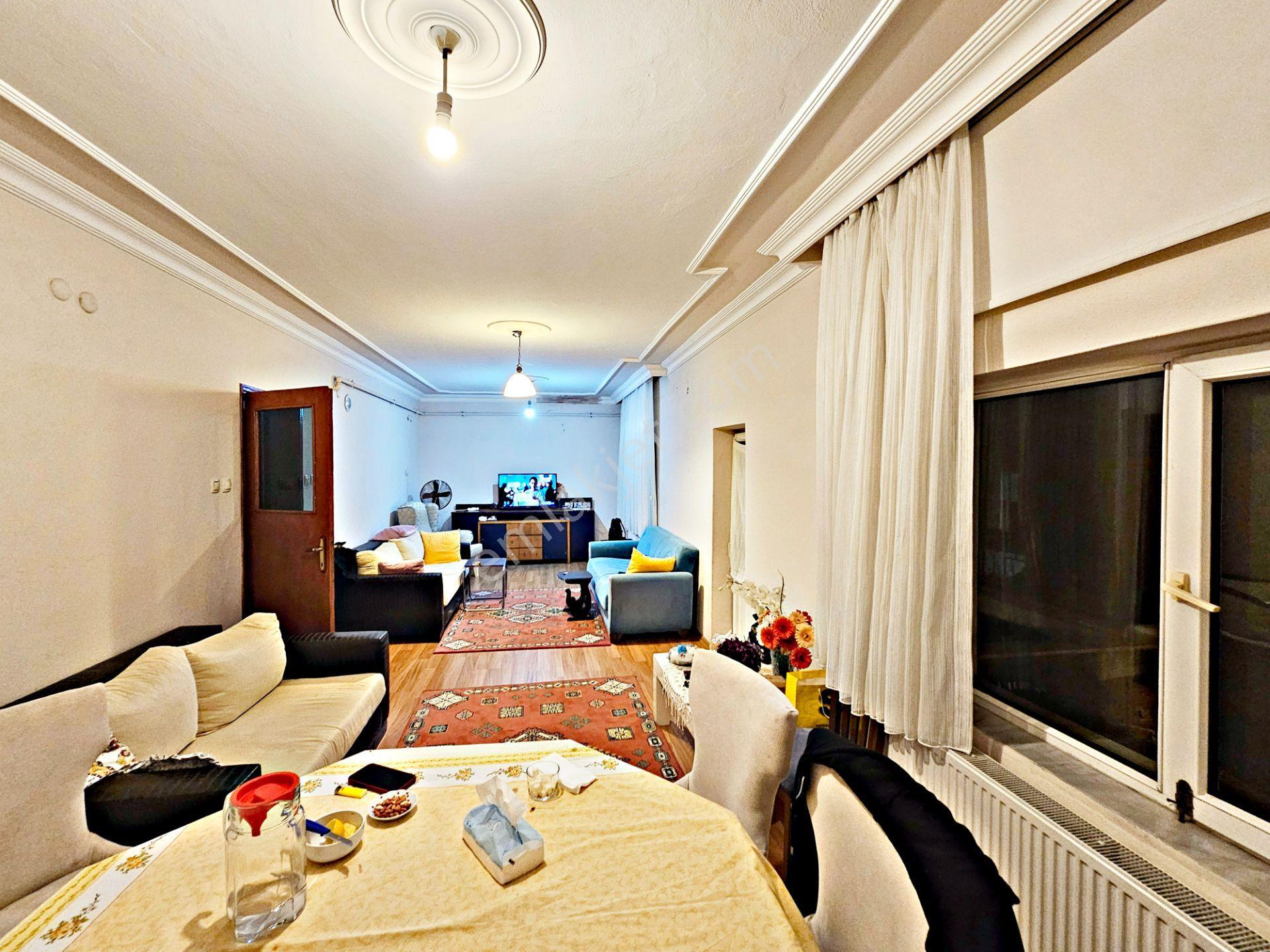 Kartepe-eşme Göl Manzaralı 663 M2 Alan,komple Satılık Çiftlikevi - Görsel 6