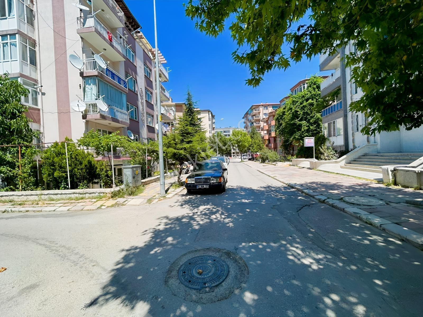 Merkez'de Park Afyon Avm. Yakın Afjetli-arakat Eşyalı 1+1 - Görsel 20