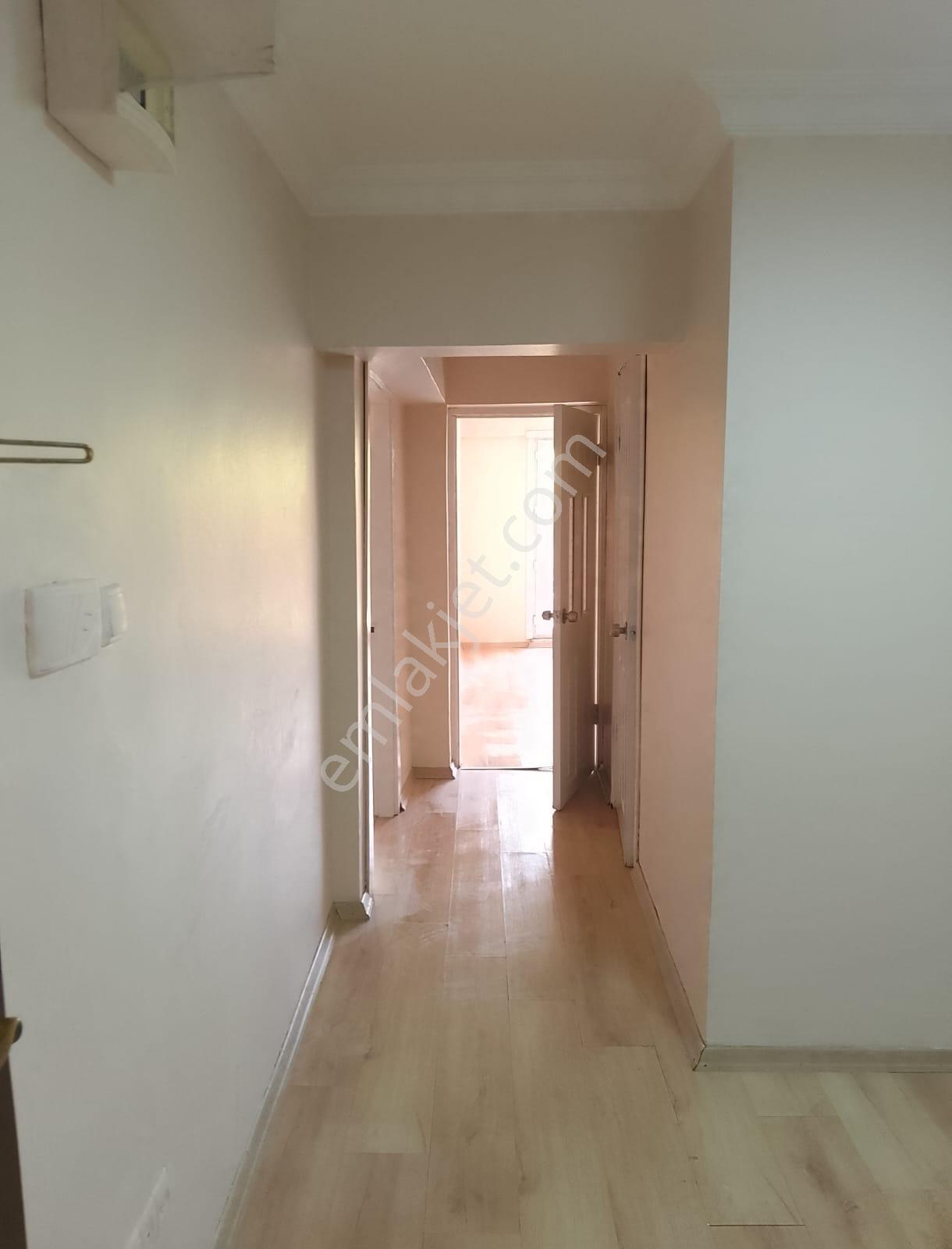 İçerenköy Muhtarlık Civarı 2+1 Kiralık Depo Veya Daire - Görsel 9