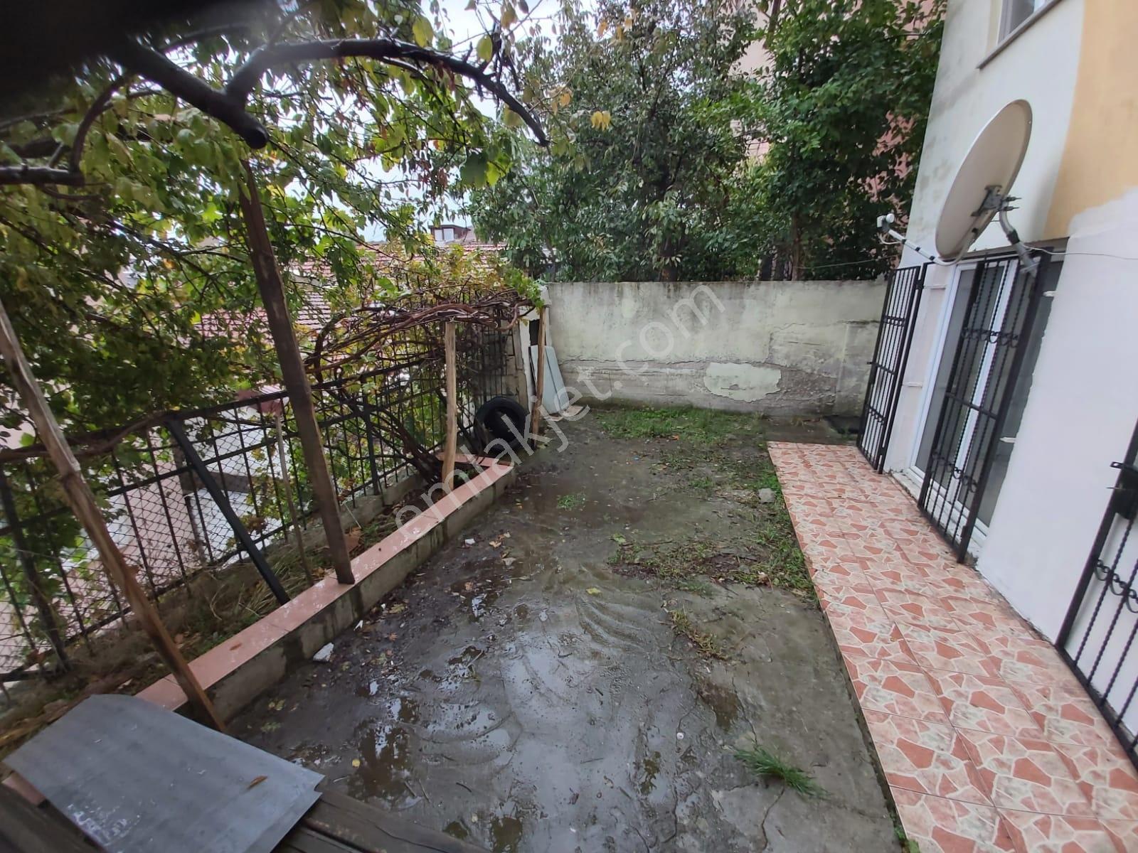 İçerenköy Muhtarlık Civarı 2+1 Kiralık Depo Veya Daire - Görsel 15